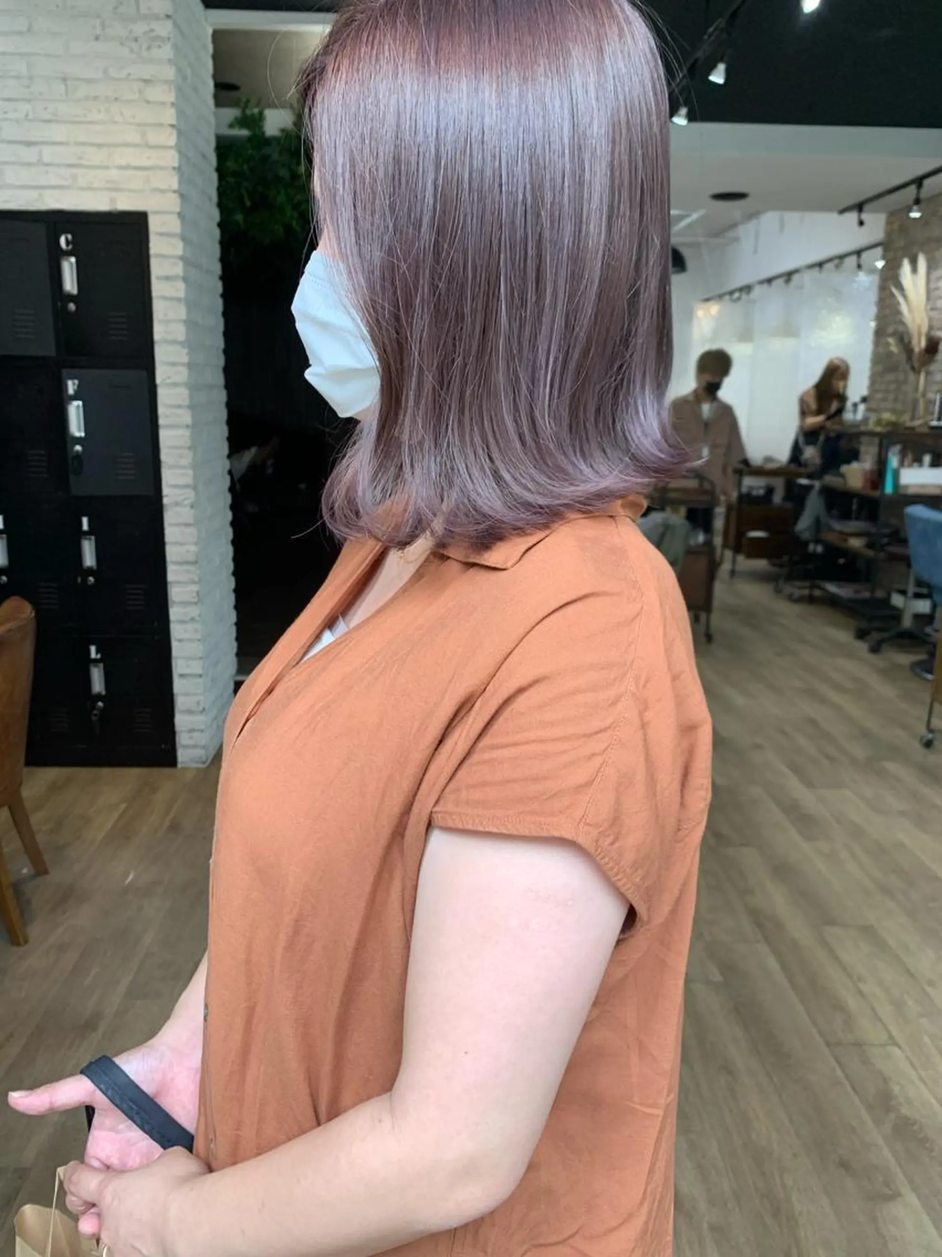 ミディアム カラー ヘアカラー トリートメント レイヤー/顔周り /AKARIのヘアスタイル