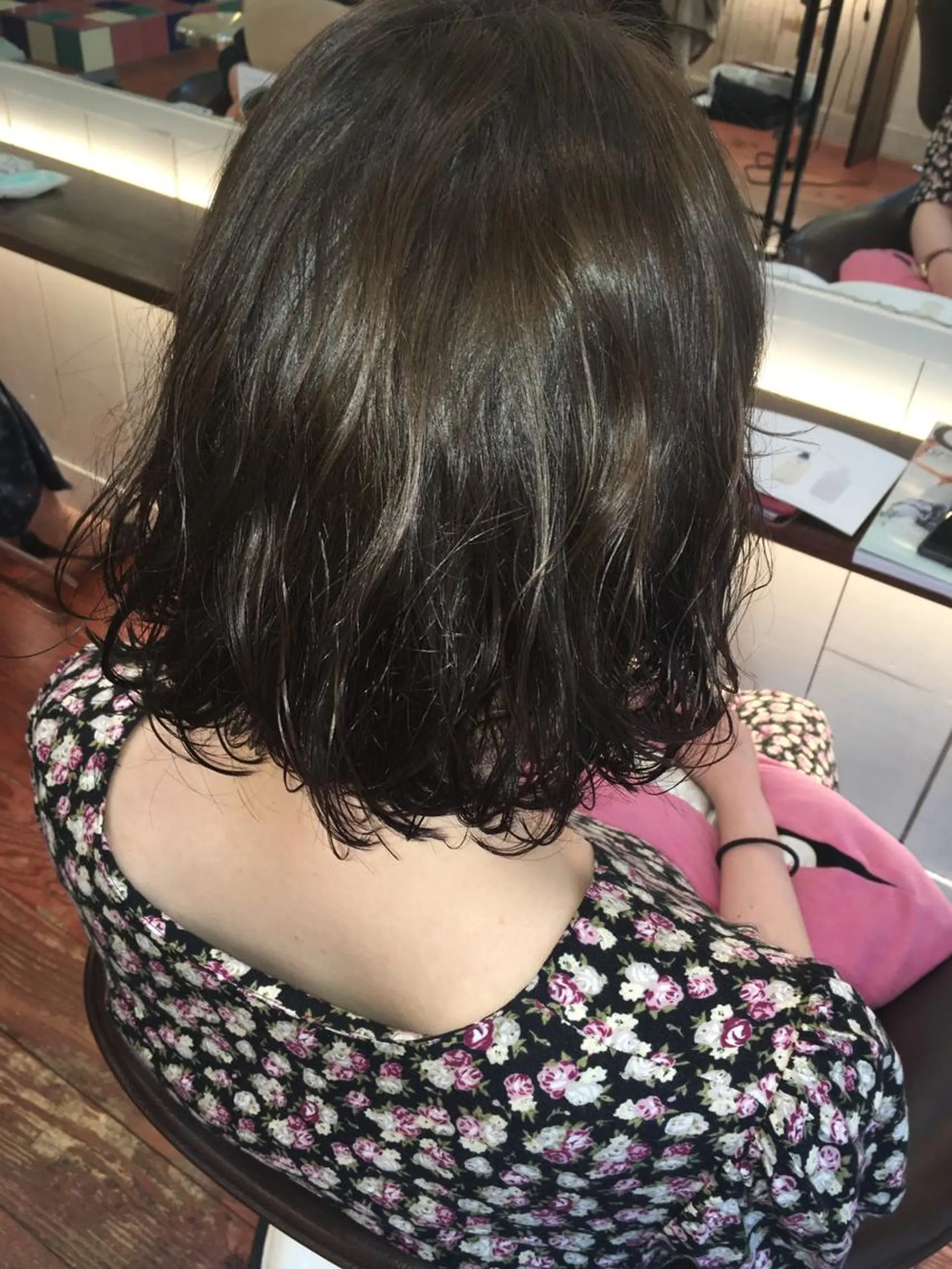 ショート カラー パーマ アッシュ Lagom なかだのヘアスタイル