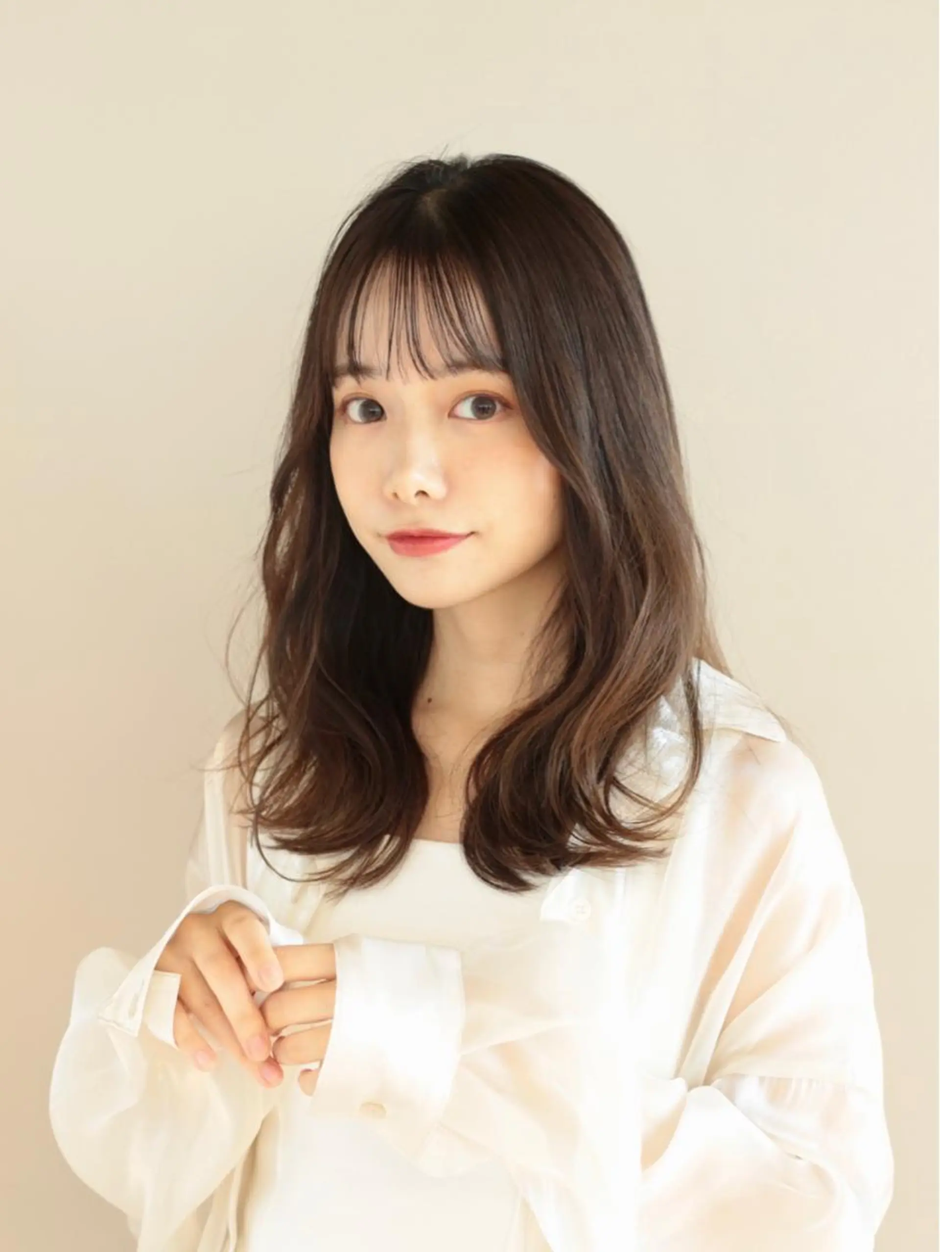 ロング カラー 佐藤 悠衣/透明感 カラー/似合わせ前髪のヘアスタイル