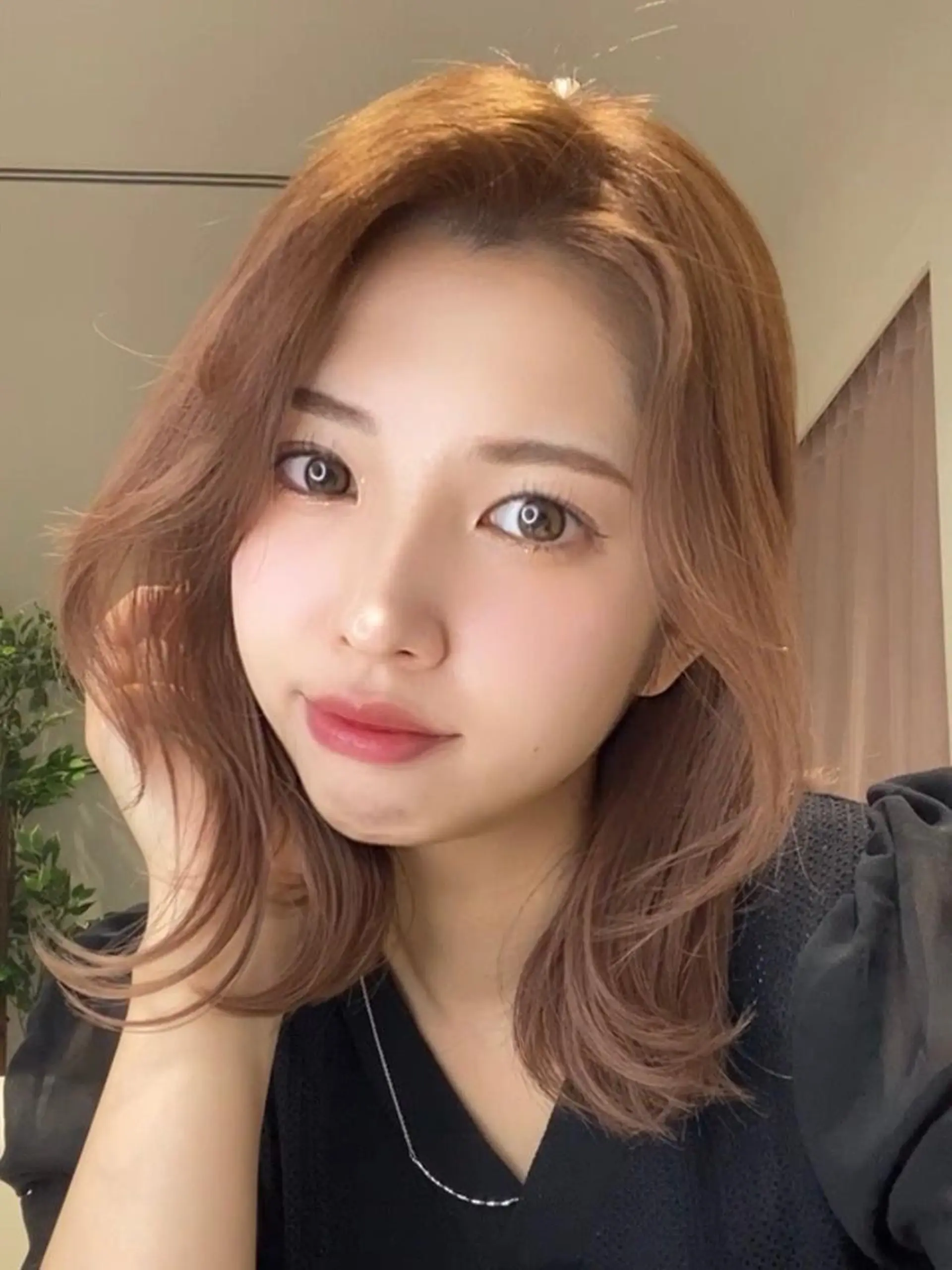 ミディアム カラー パーマ ヘアアレンジ ボブレイヤー アディクシーカラー 透明感カラー イルミナカラー ボブ カット 小野寺瑞希 /最小顔カットのヘアスタイル