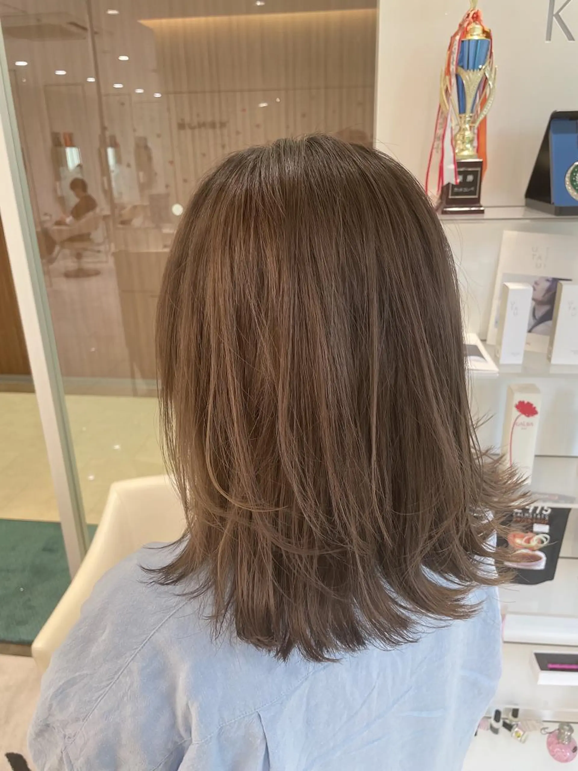 ミディアム カラー ご新規様限定クーポン あります　桂口　烈闘のヘアスタイル