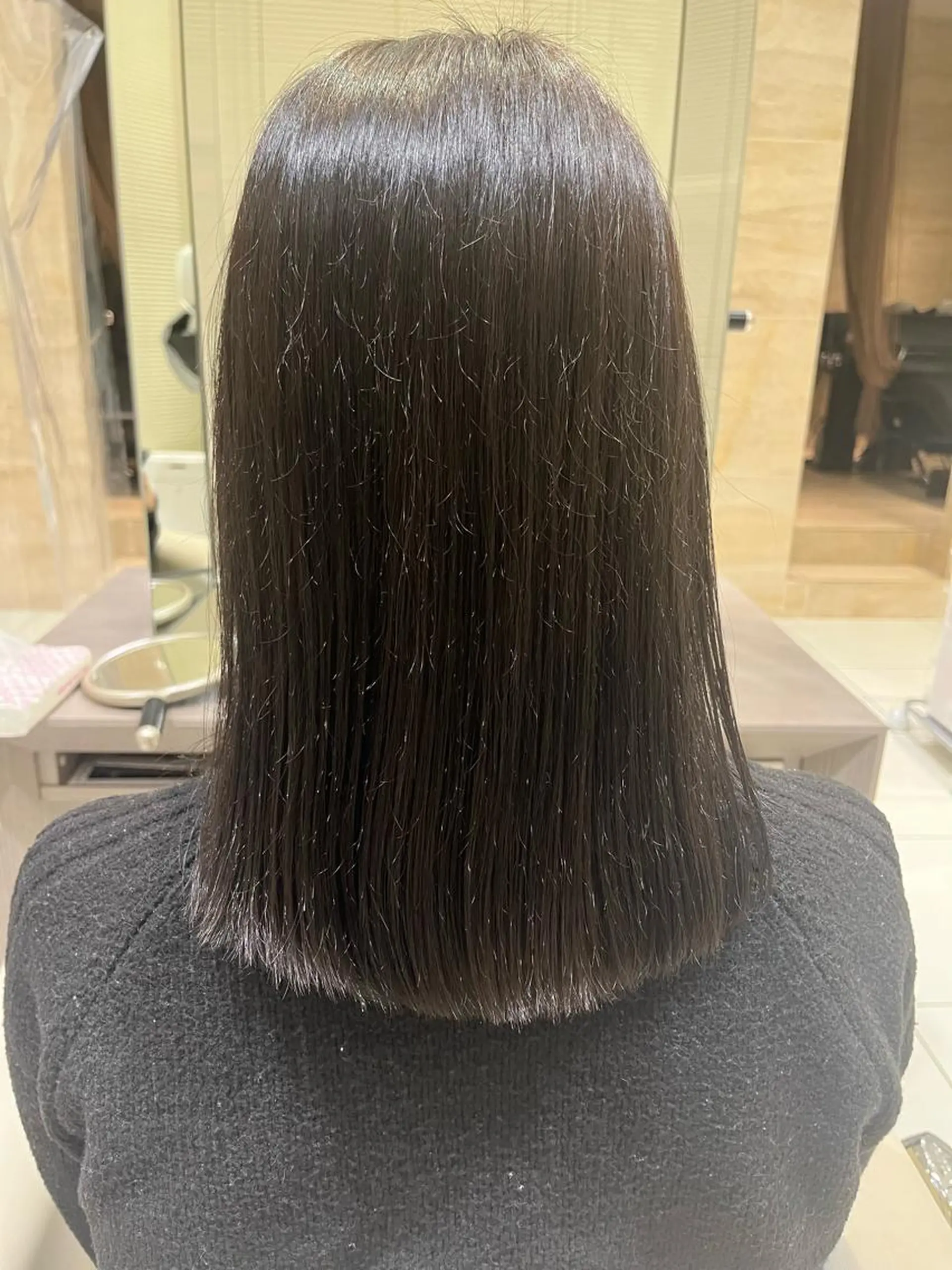 ミディアム ZELE  上尾所属・濱中 美葵のヘアスタイル