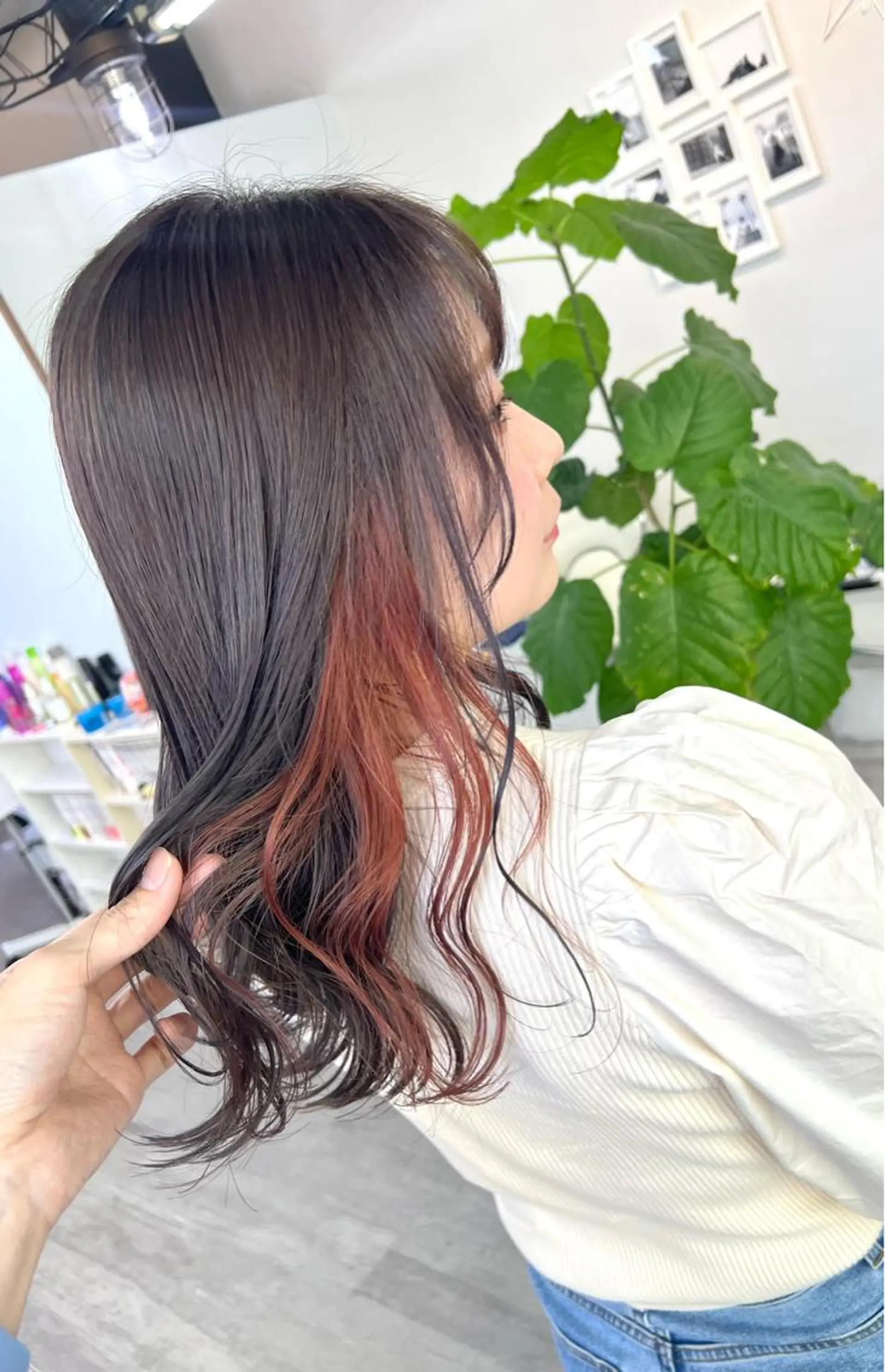 セミロング カラー 名畑 裕貴のヘアスタイル