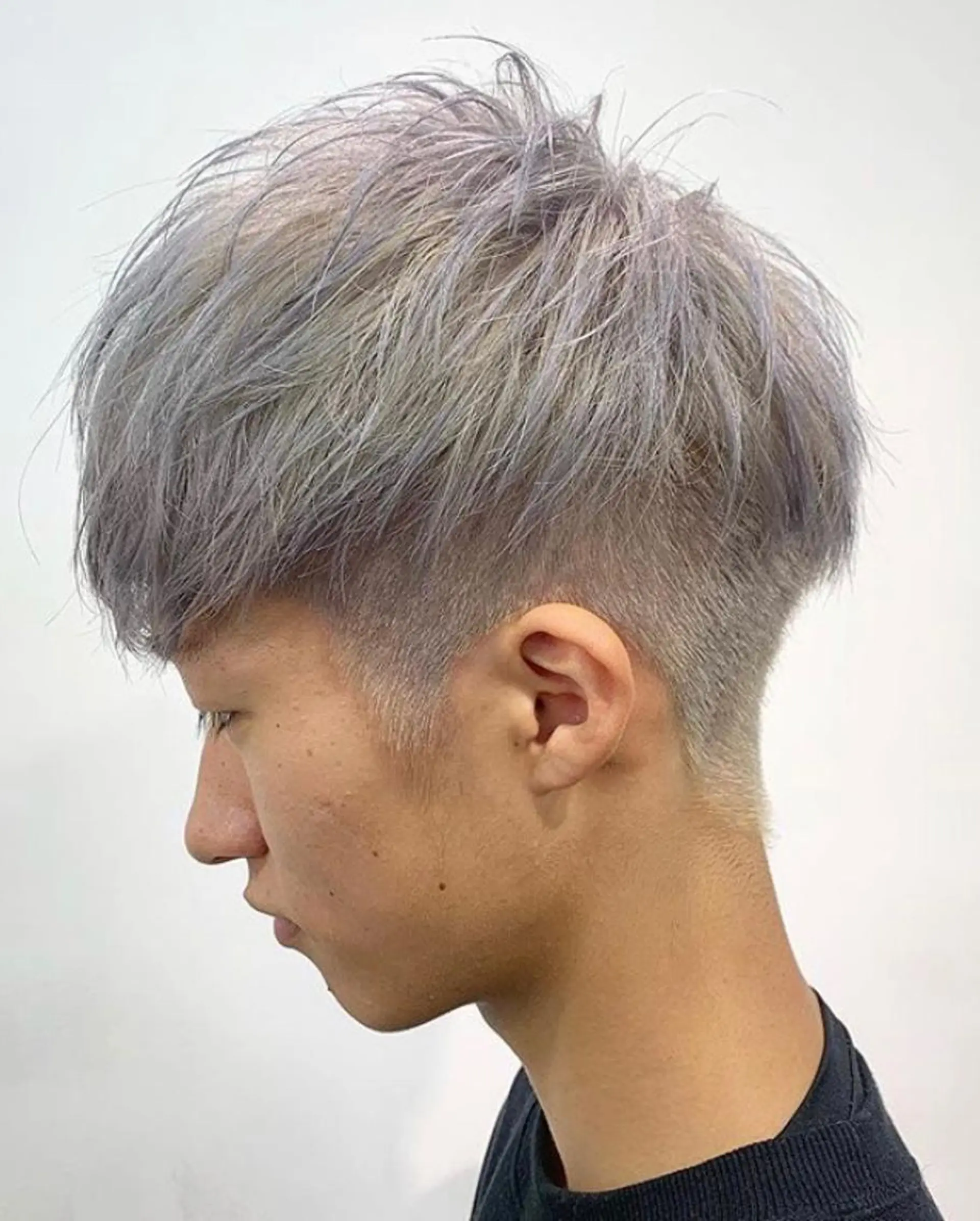 カラー キッズ カット ヘアカラー トリートメント ヘアセット ☘️ブリーチ/ハイト ーン/レイヤー/のヘアスタイル