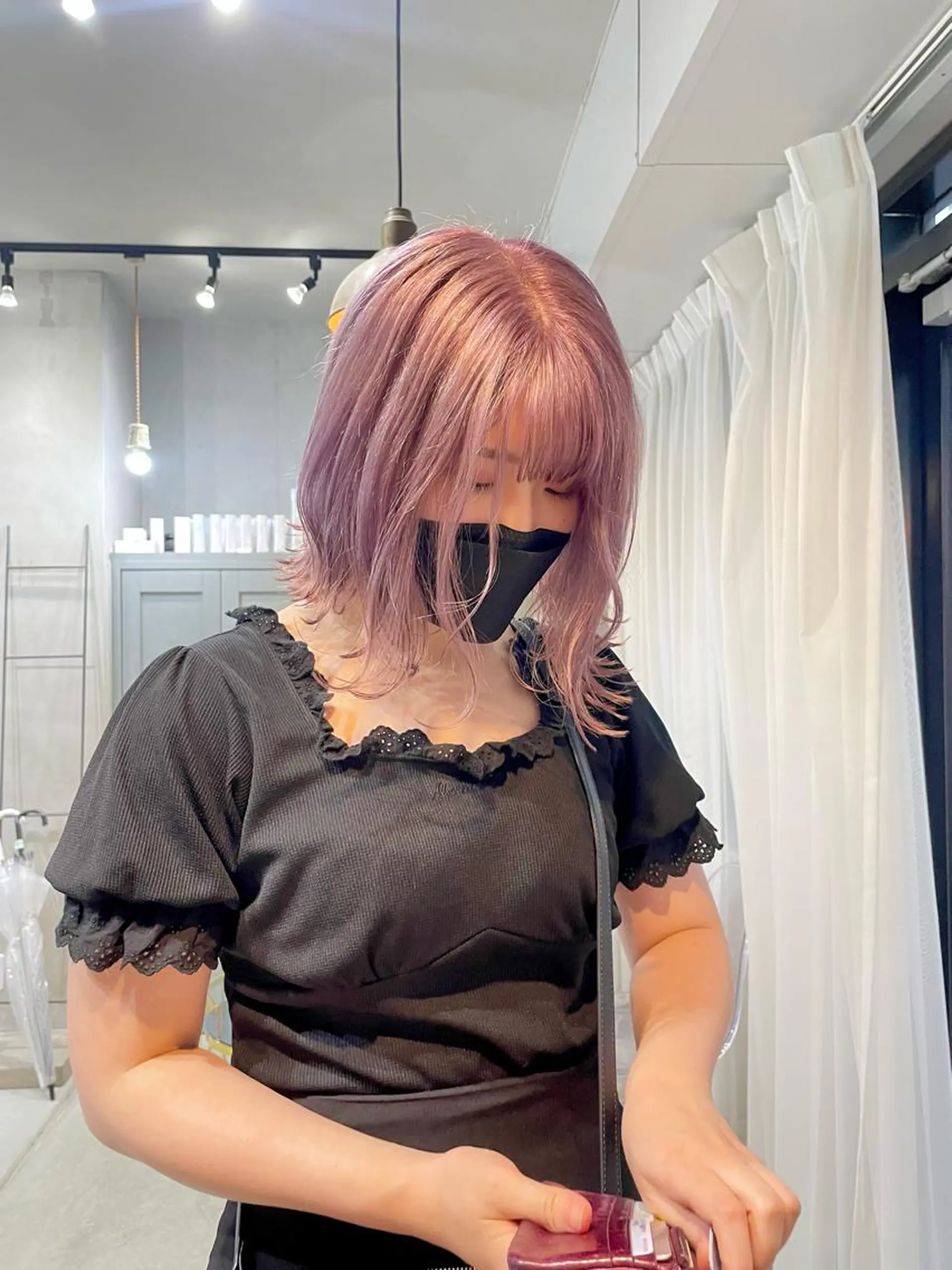 ミディアム カラー ピンクカラー 田代 佳穂のヘアスタイル