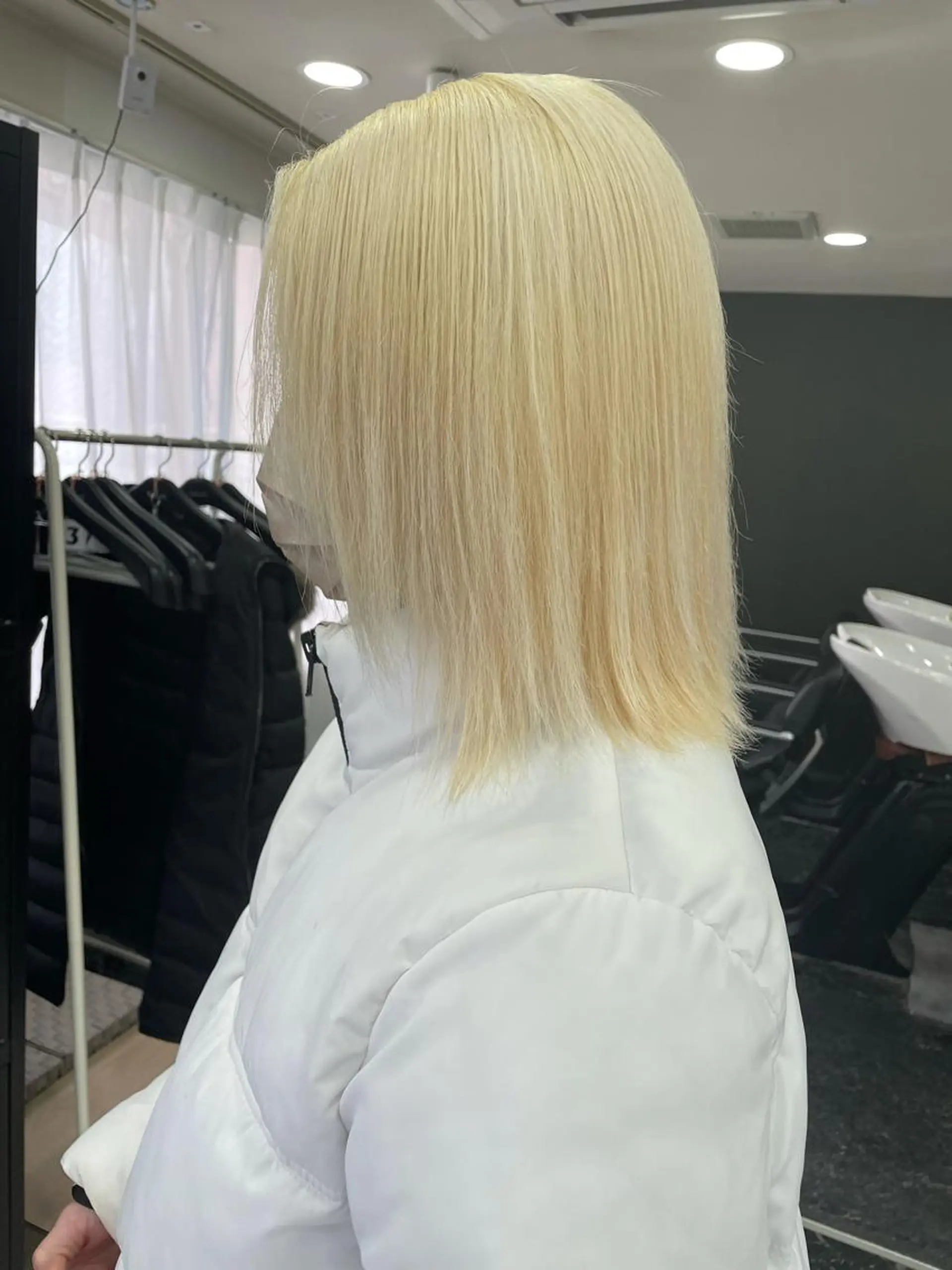 ミディアム カット ヘアカラー トリートメント Ria OSAKA　梅田所属・マリカ🦋韓国 ハイトーン/エクステのヘアスタイル