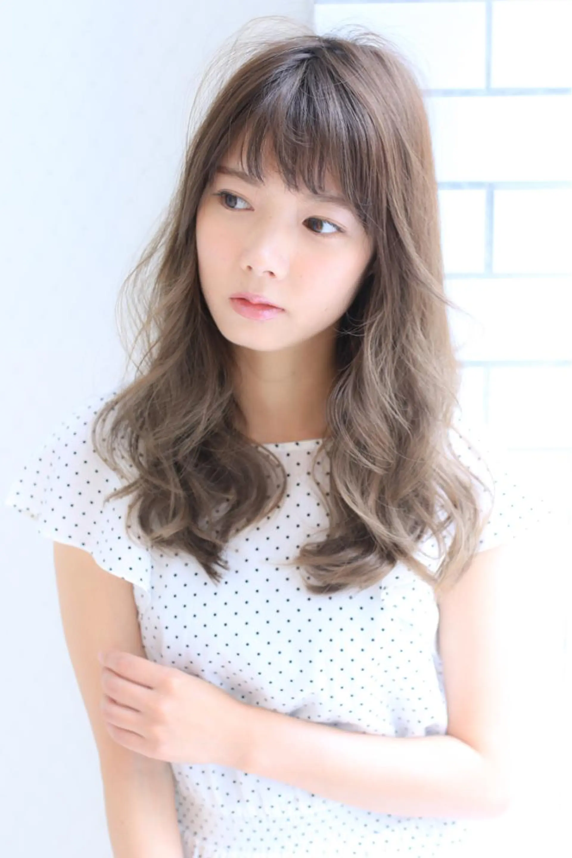 セミロング ☆ハイトーン口コミ◎ WiLL/京橋のヘアスタイル