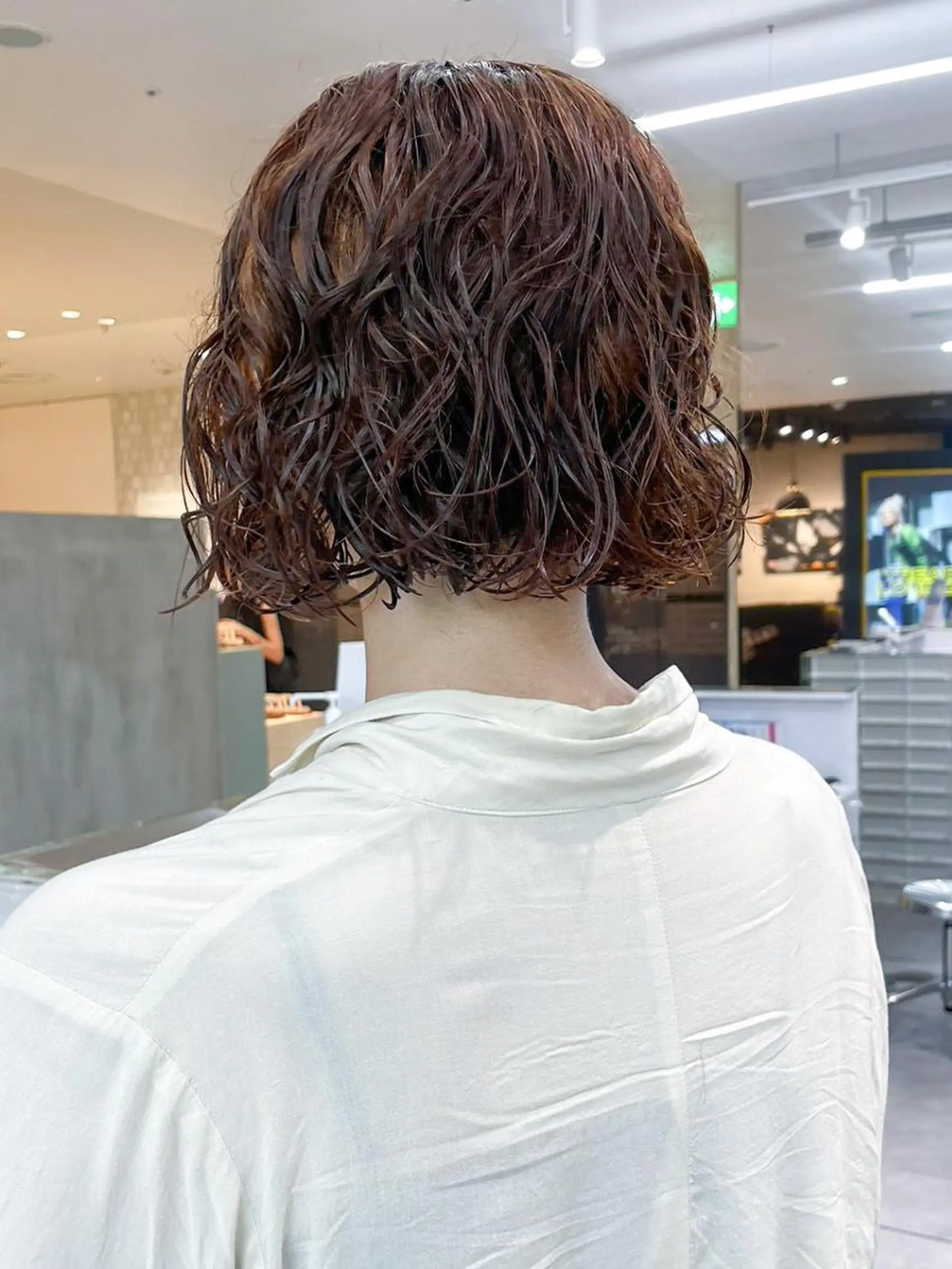 ミディアム パーマ カラー ミディアムパーマ ボブ カット パーマ トリートメント ITbyALBUM 八王子店のヘアスタイル