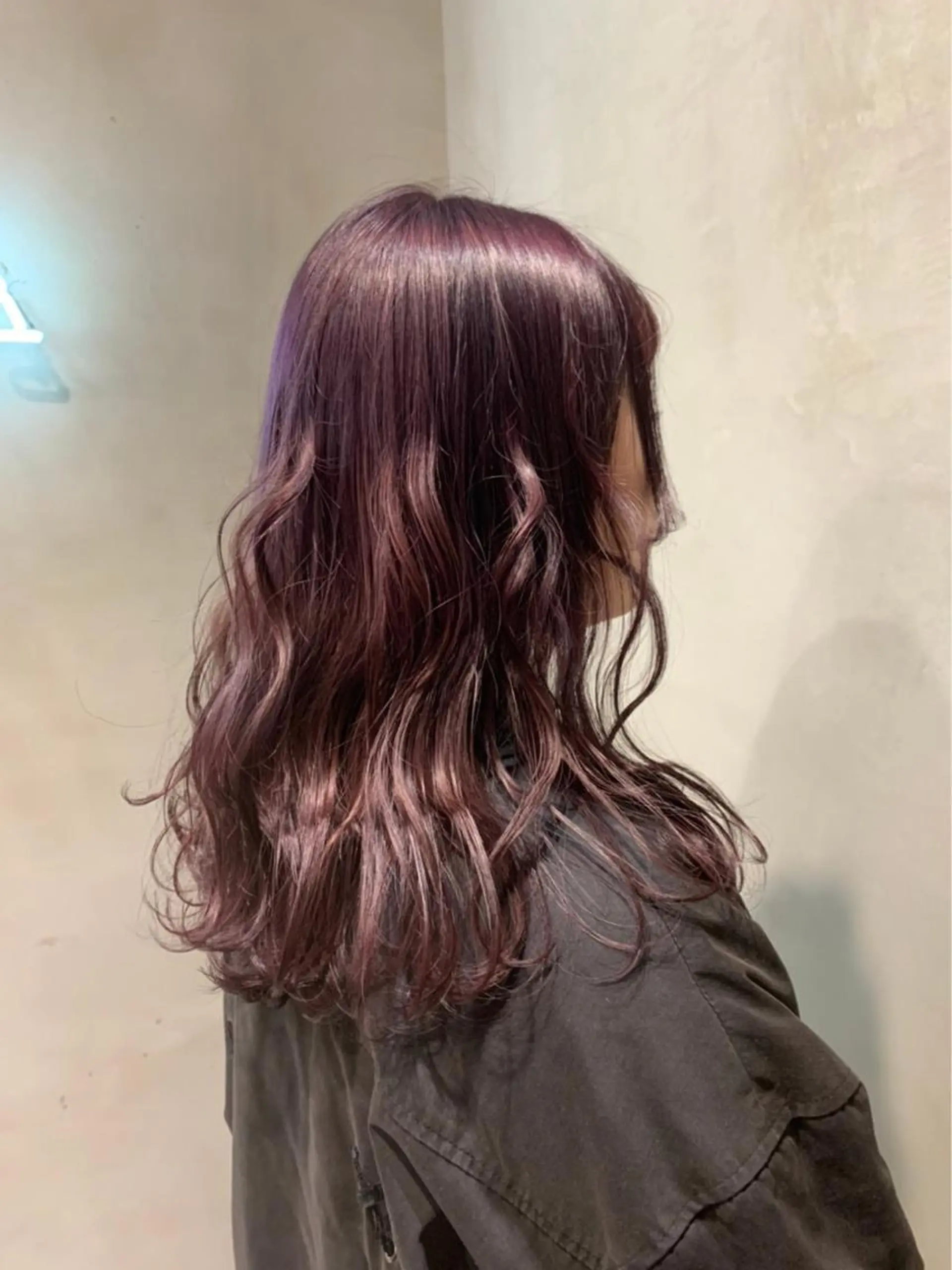 セミロング ラベンダーブラウン 💐ナチュラルヘア Kroda💐のヘアスタイル