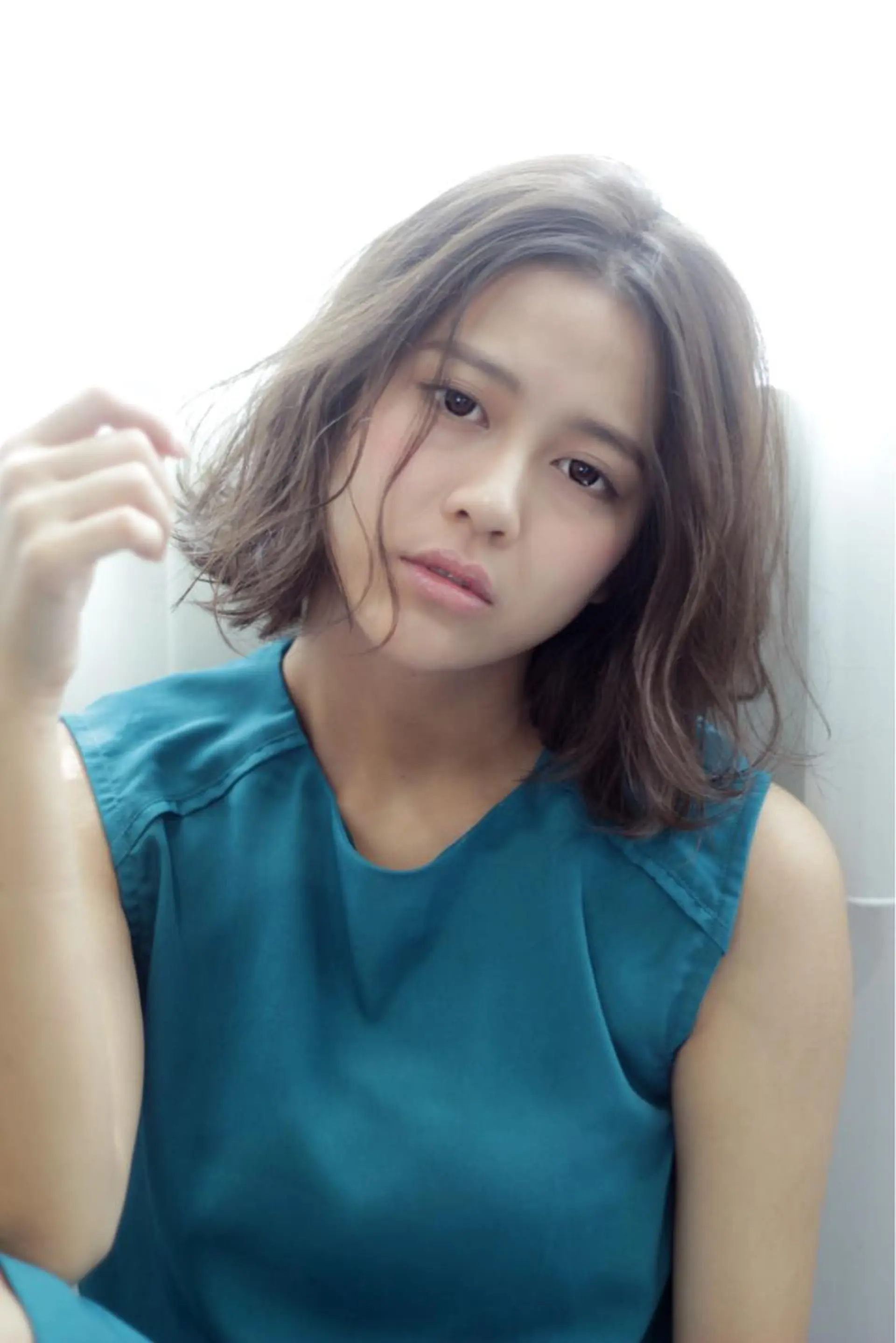 ミディアム カラー 安村 美奈のマツエク・マツパデザイン