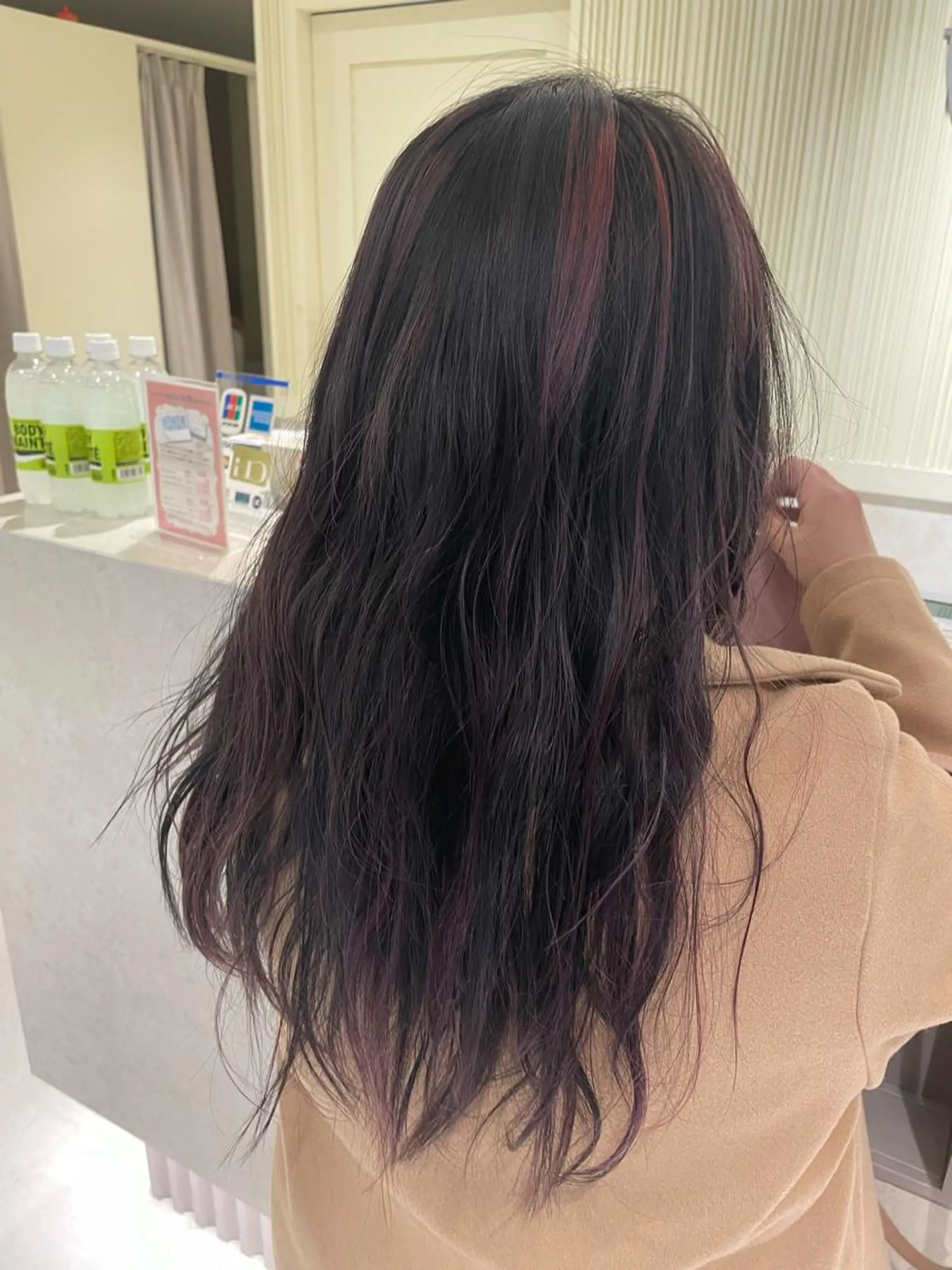 セミロング カラー ハイライトカラー ピンクカラー ハイライト EARTHセンター南店所属・宮澤 理久のヘアスタイル