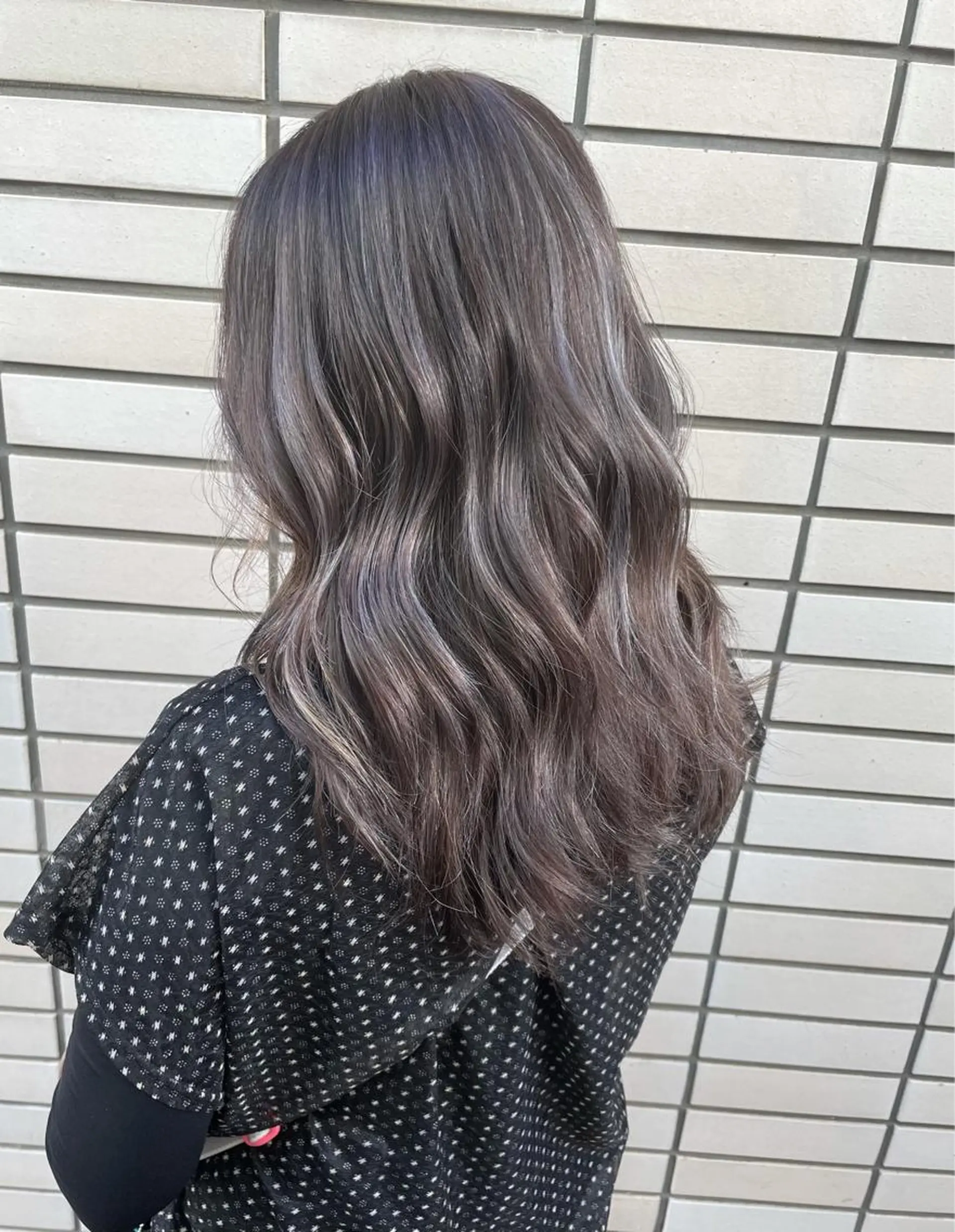ロング カラー ハイライトカラー ハイライト カット ヘアカラー トリートメント 2nd所属・🤍2nd🤍田所 美希のヘアスタイル