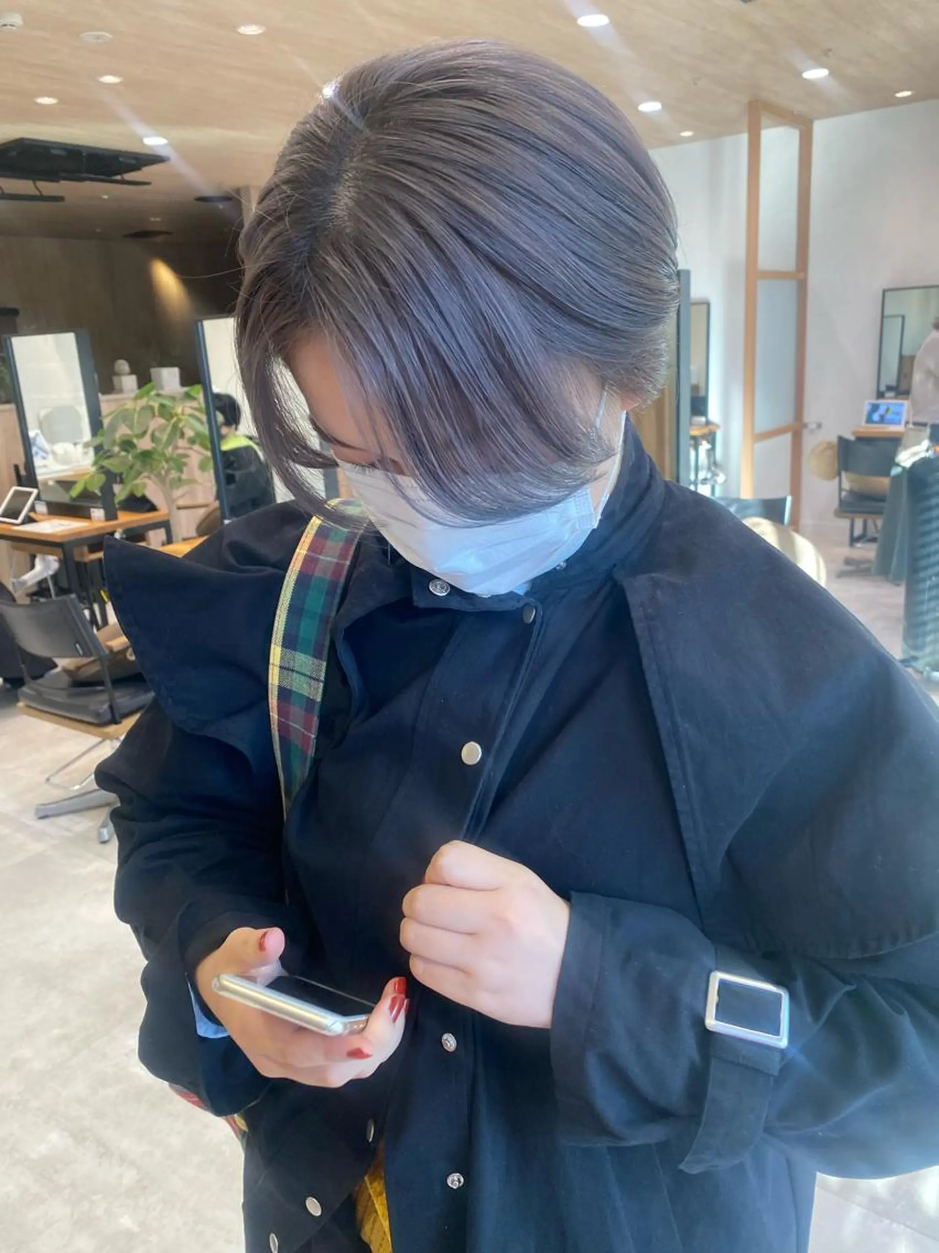 ショート カラー 丸みショート シルバー ショートヘア カット ヘアカラー パーマ指名No1 /namiのヘアスタイル