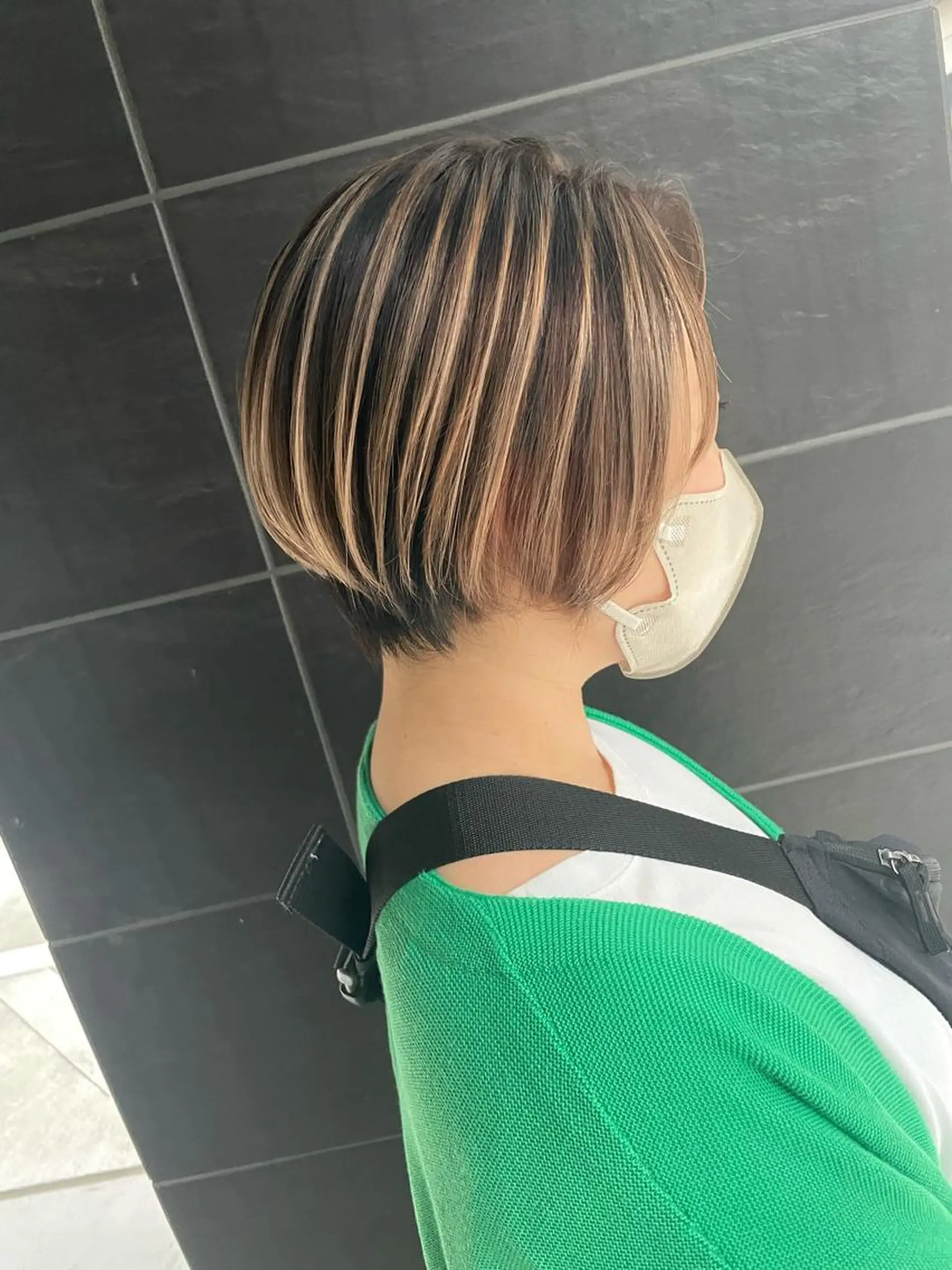 ショート カラー ヒカ/外国人風 デザインカラーのヘアスタイル