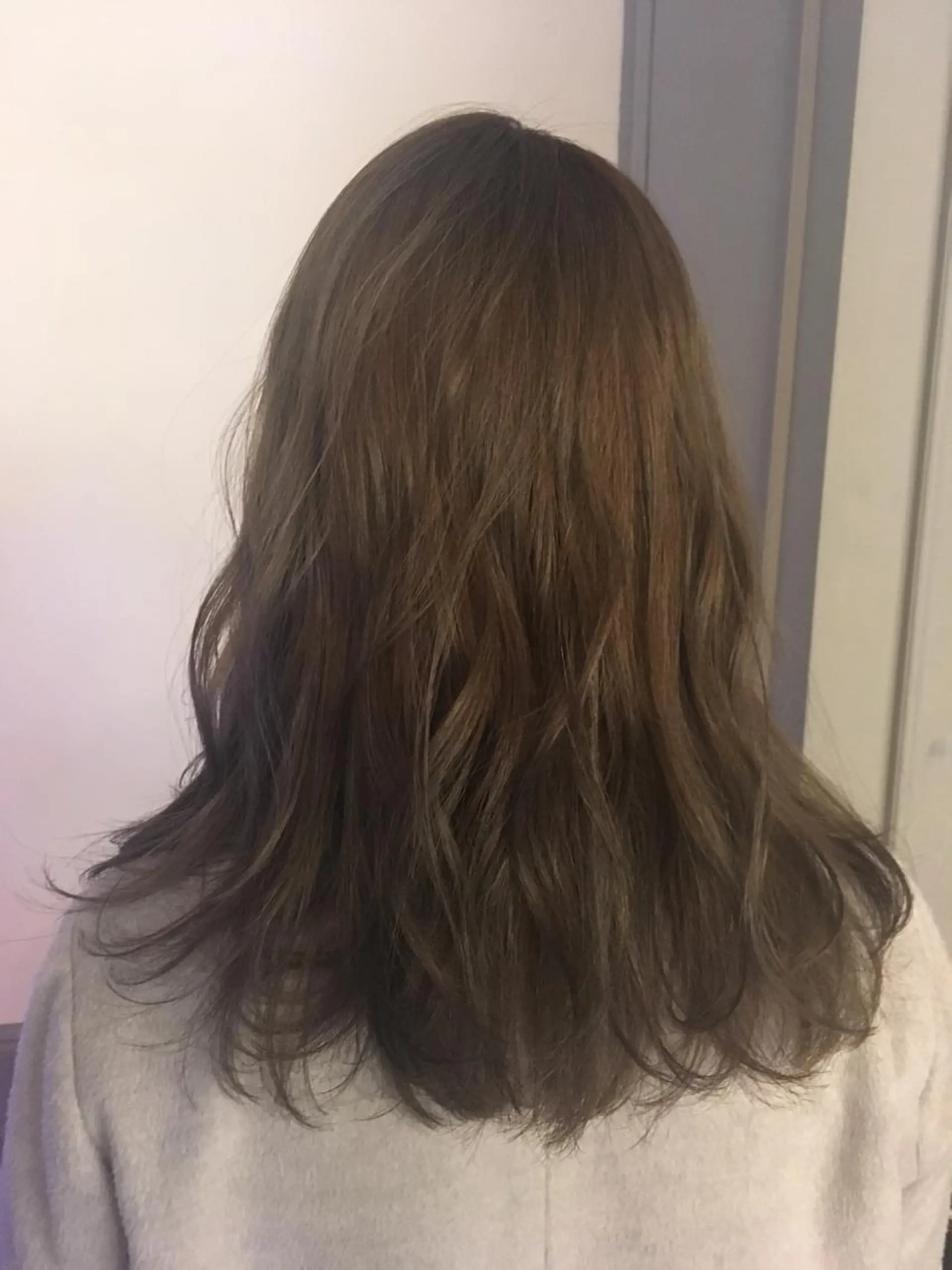 ロング カラー 透明感カラー グレージュ 🌿椿 夢来🌿のヘアスタイル