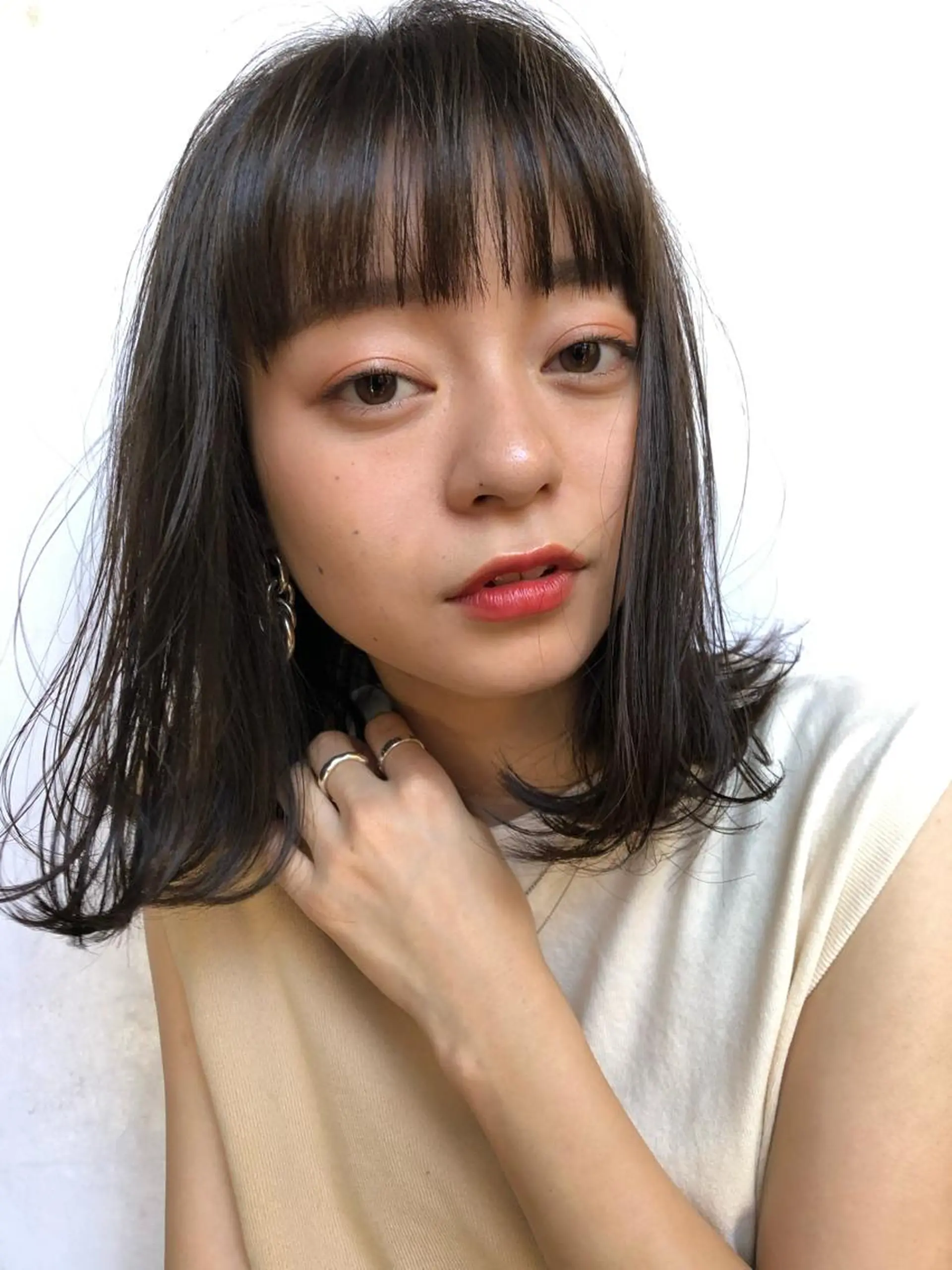ミディアム カット RUKA 美容院×ネイリストのヘアスタイル