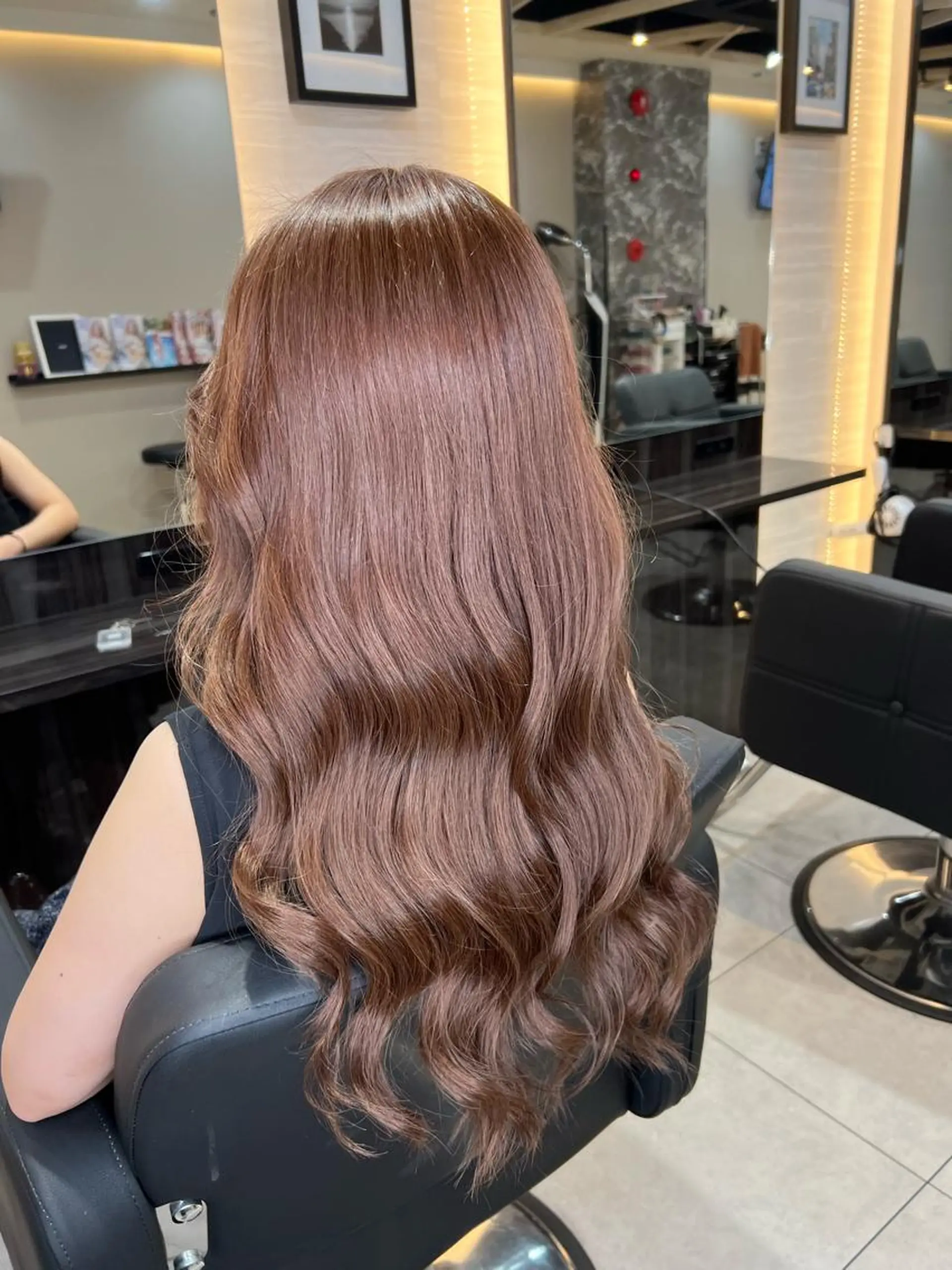 ロング カラー ベージュカラー ブリーチ 透明感カラー トリートメント ヘアカラー トリートメント 🌈カラー特化 ハイトーンけいと🌈のヘアスタイル