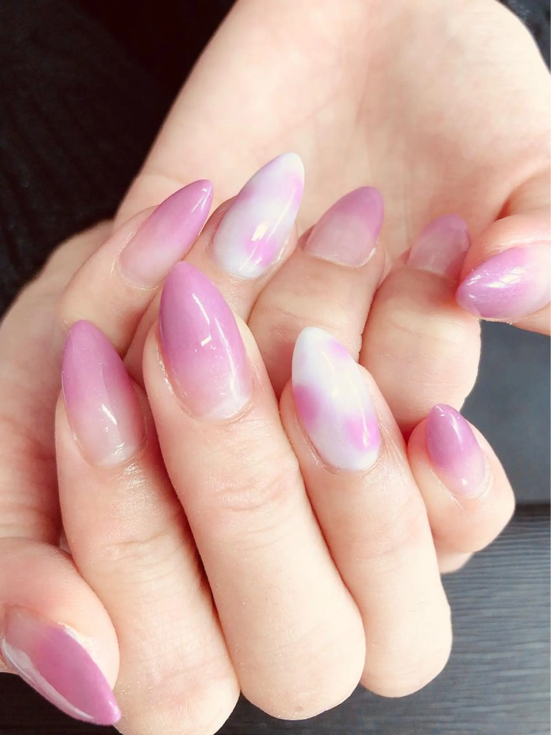 ネイル アートネイル グラデーション スカルプネイル 札幌ネイルgorella所属・gorella Ａのネイルデザイン