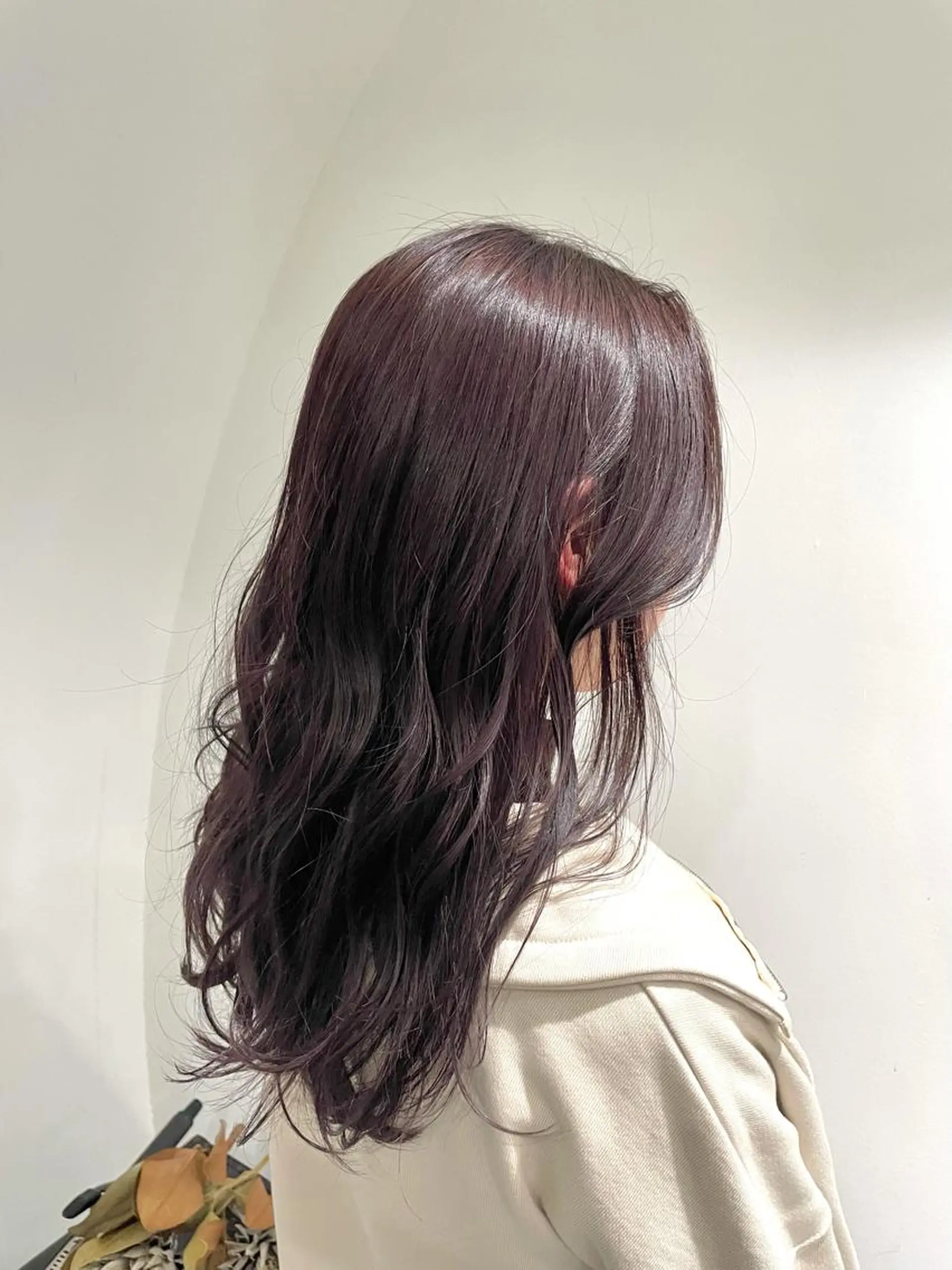 セミロング ヘアカラー オノ テンタのヘアスタイル