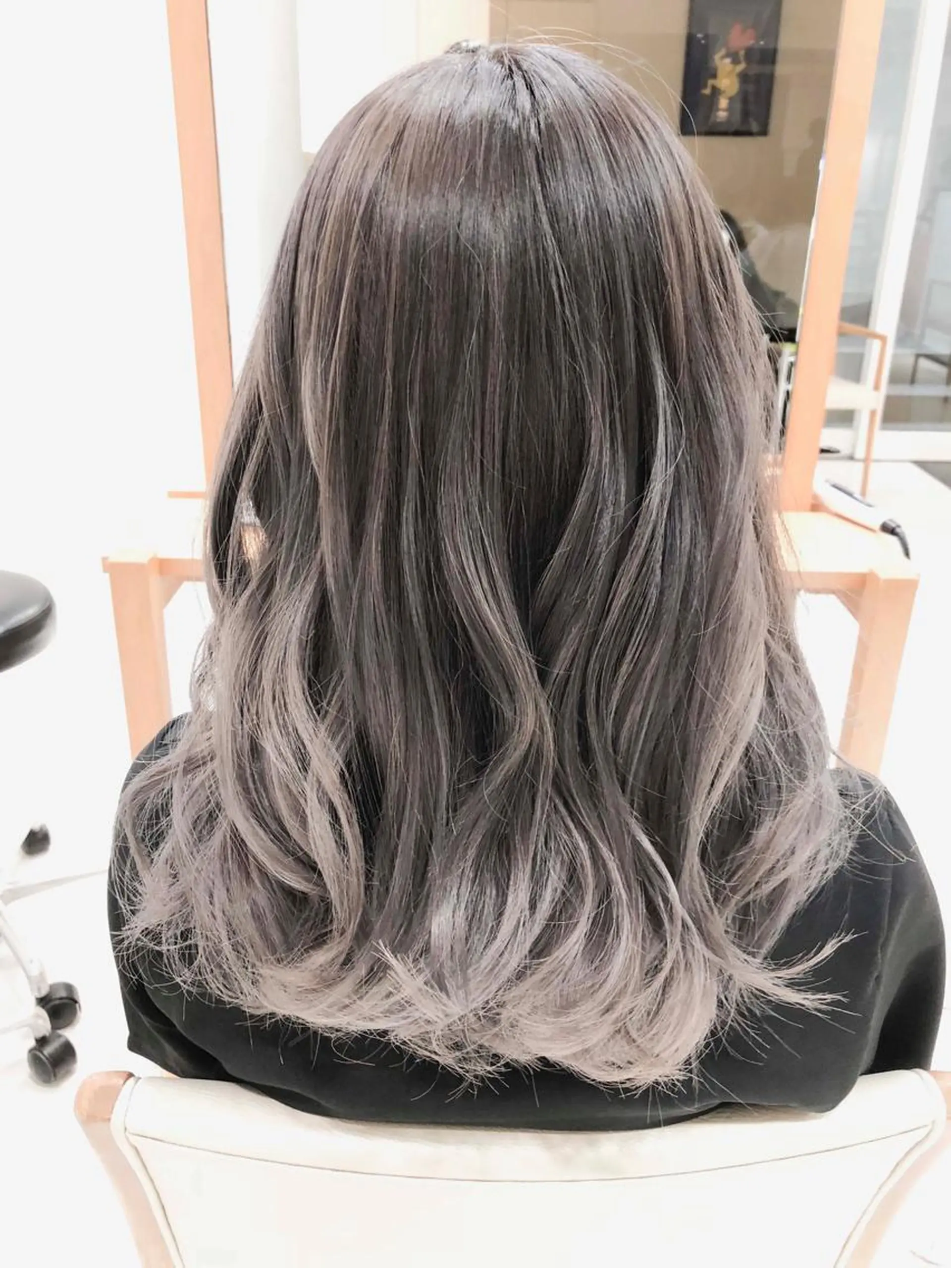 セミロング カラー Days 透明感カラーのヘアスタイル
