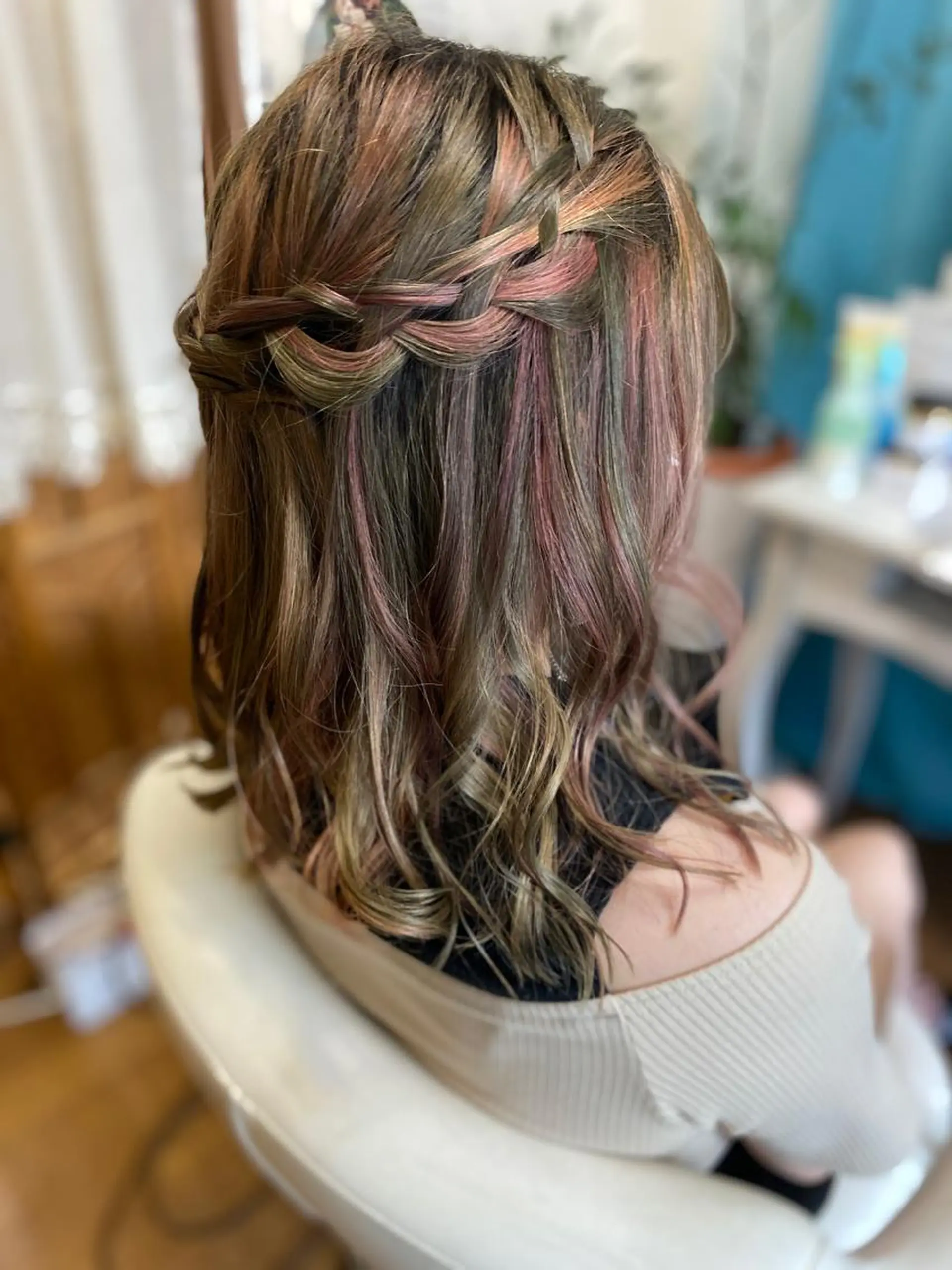 ロング カラー ヘアアレンジ ブリーチ ハイライトカラー ピンクカラー ハイライト ヘアカラー トリートメント hairmake Sakura松本真理のヘアスタイル