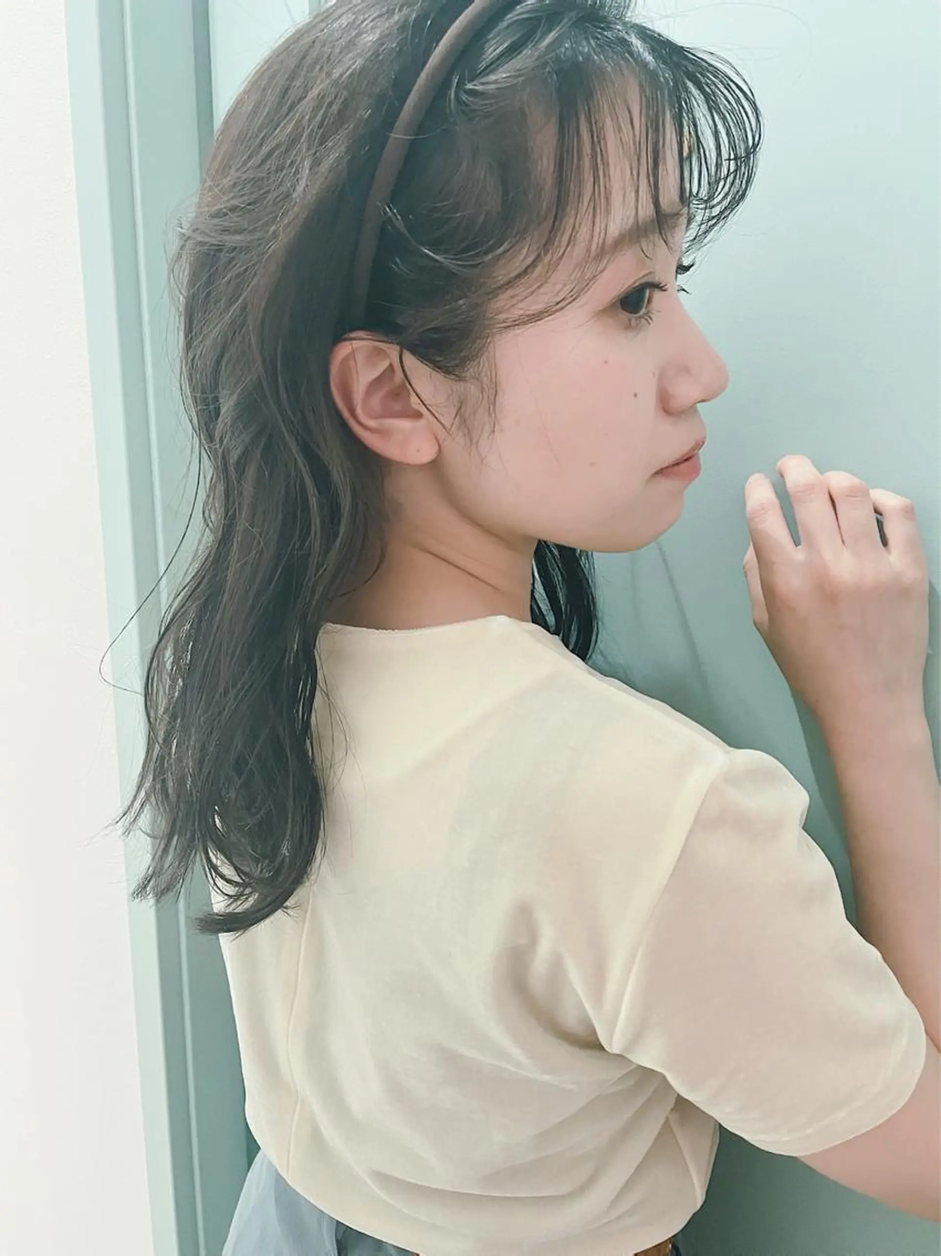 ミディアム カラー saito (8/31まで在籍)のヘアスタイル