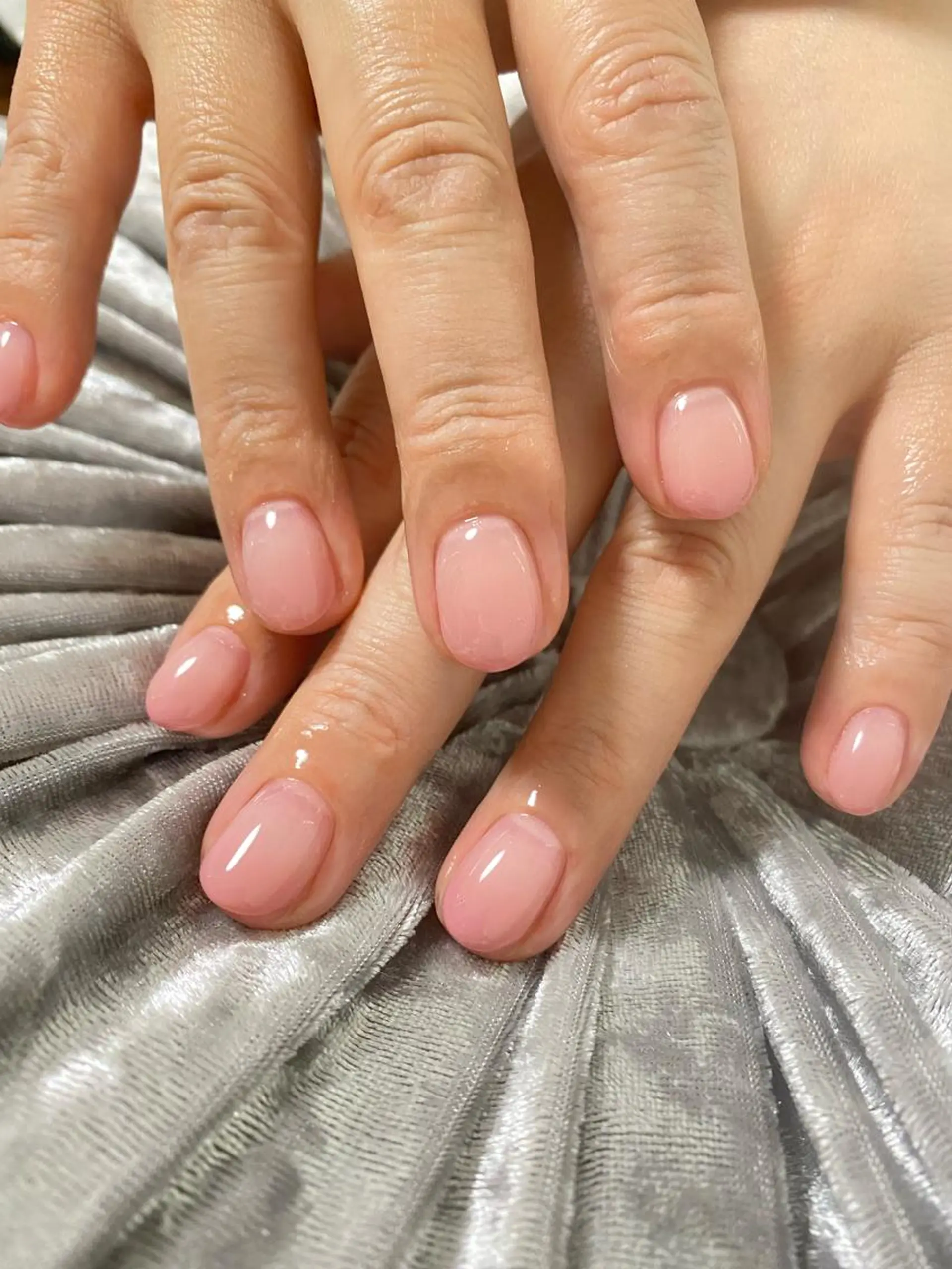 ネイル グラデーション オフィスネイル シンプルネイル Esthetic Will所属・will 有希のネイルデザイン