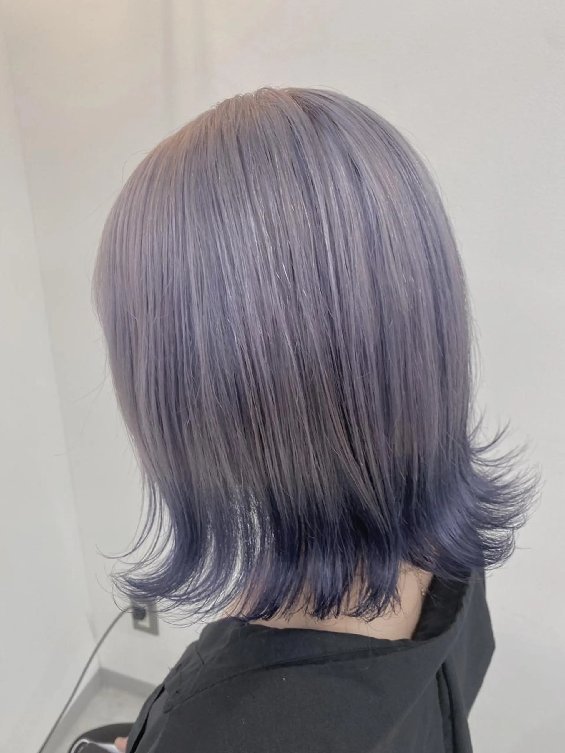 ミディアム カラー ブルーカラー ブルーラベンダー ハイライトカラー ラベンダーカラー ハイライト jill by gisel＿奥家のヘアスタイル