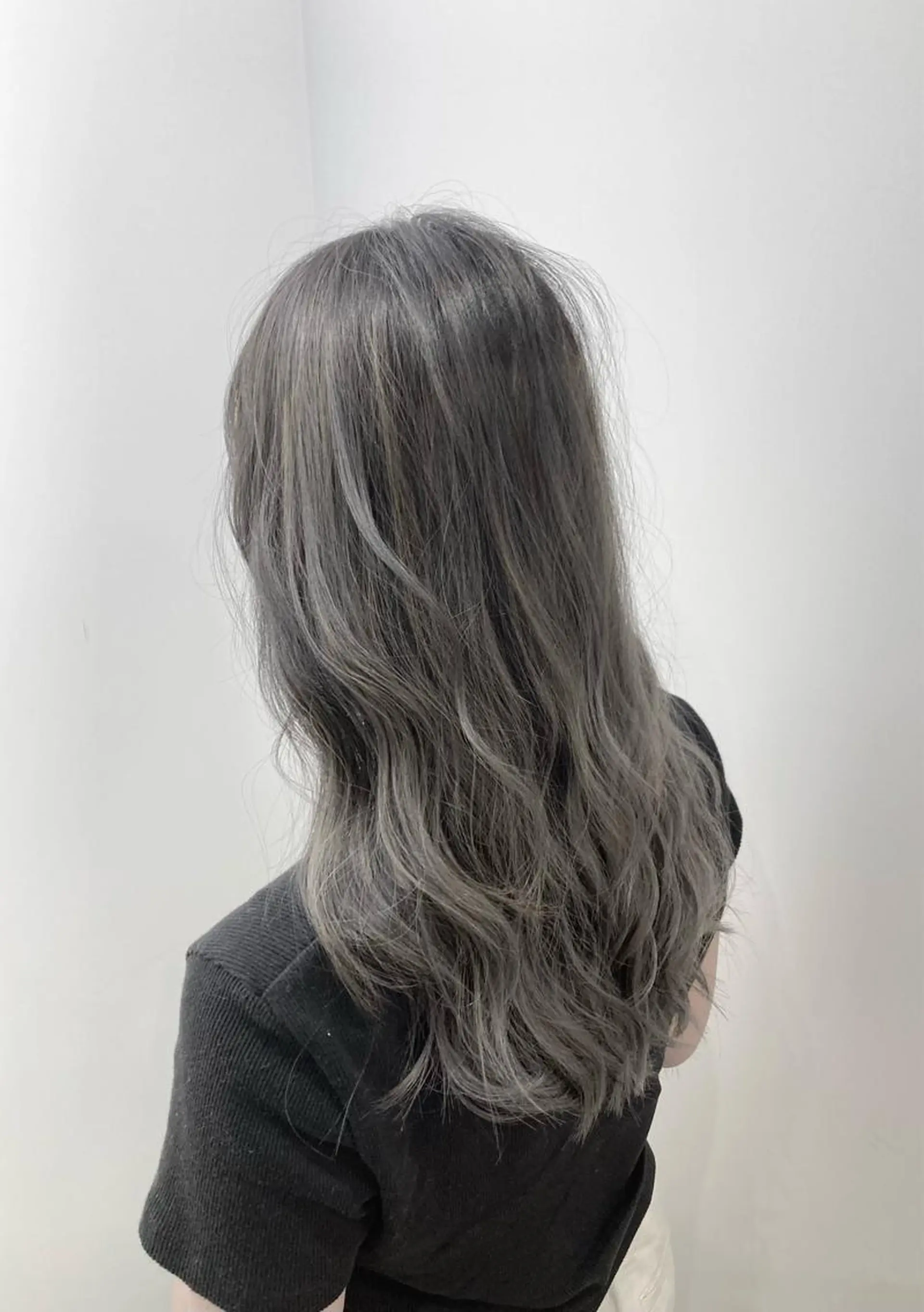 カラー 🌈Agu hair 副店長/岩渕蓮のヘアスタイル