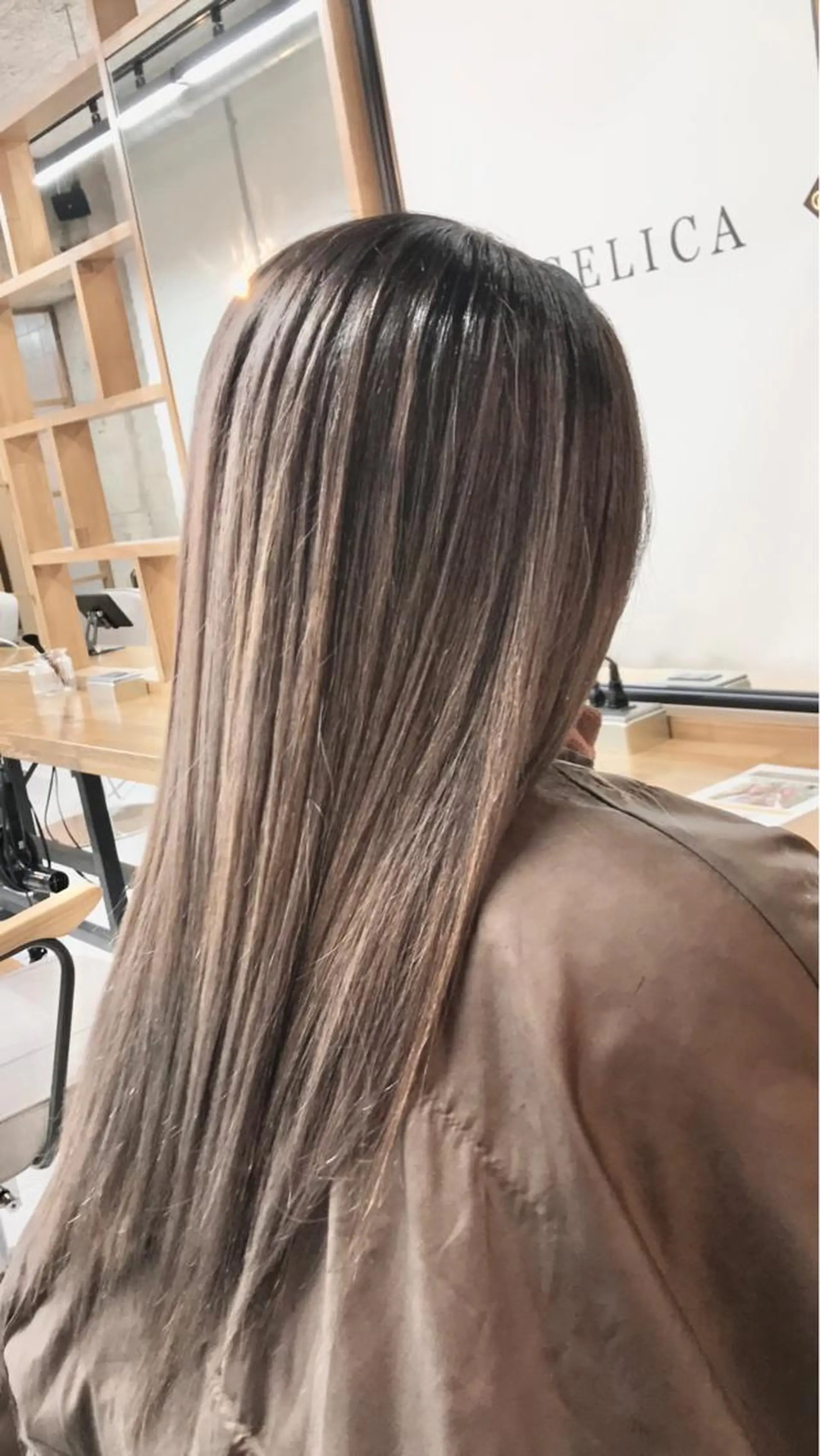 ロング レイヤーカット 韓国スタイル🌈木村 和祐🌈のヘアスタイル