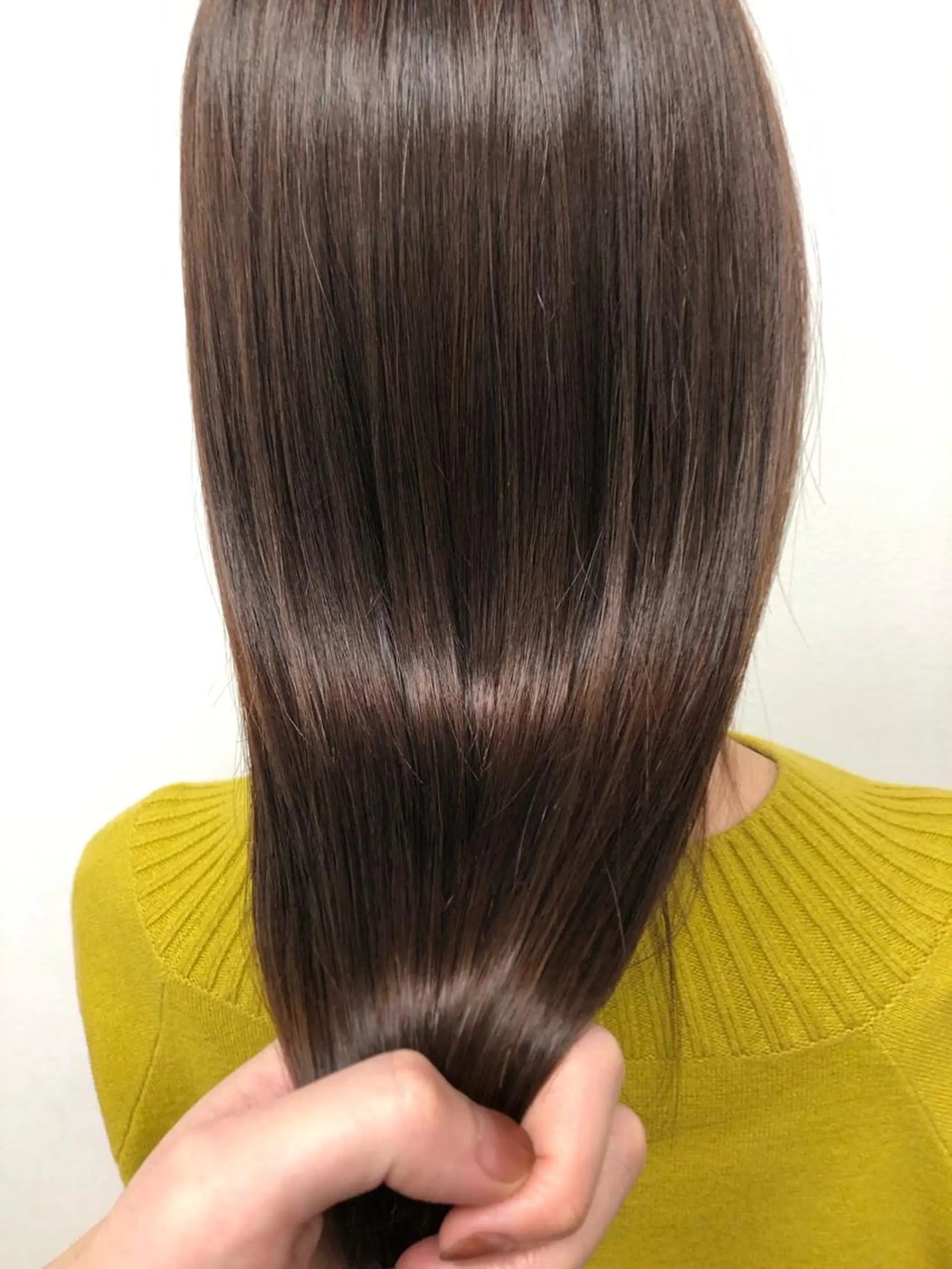 ロング ヘアカラー トリートメント シンタニ ナオトのヘアスタイル