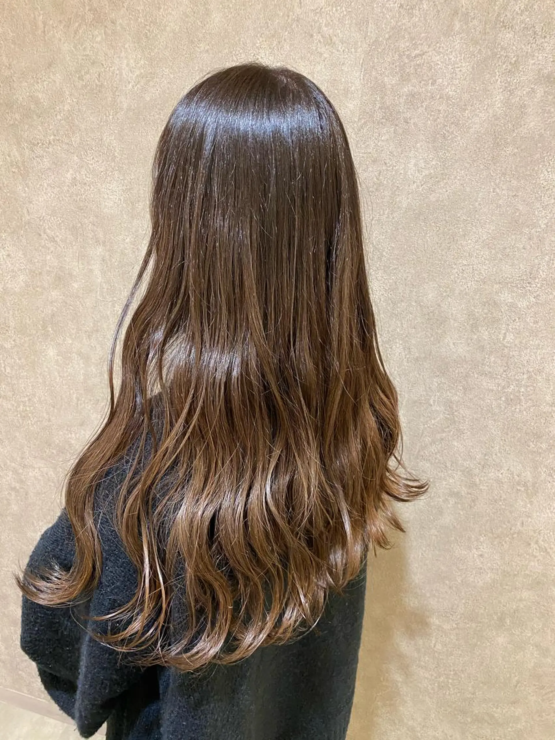 ロング カラー 透明感カラー グラデーションカラー グレージュ ハイライトカラー ラベンダーカラー Remember所属・🌼Remember MAE🌼のヘアスタイル