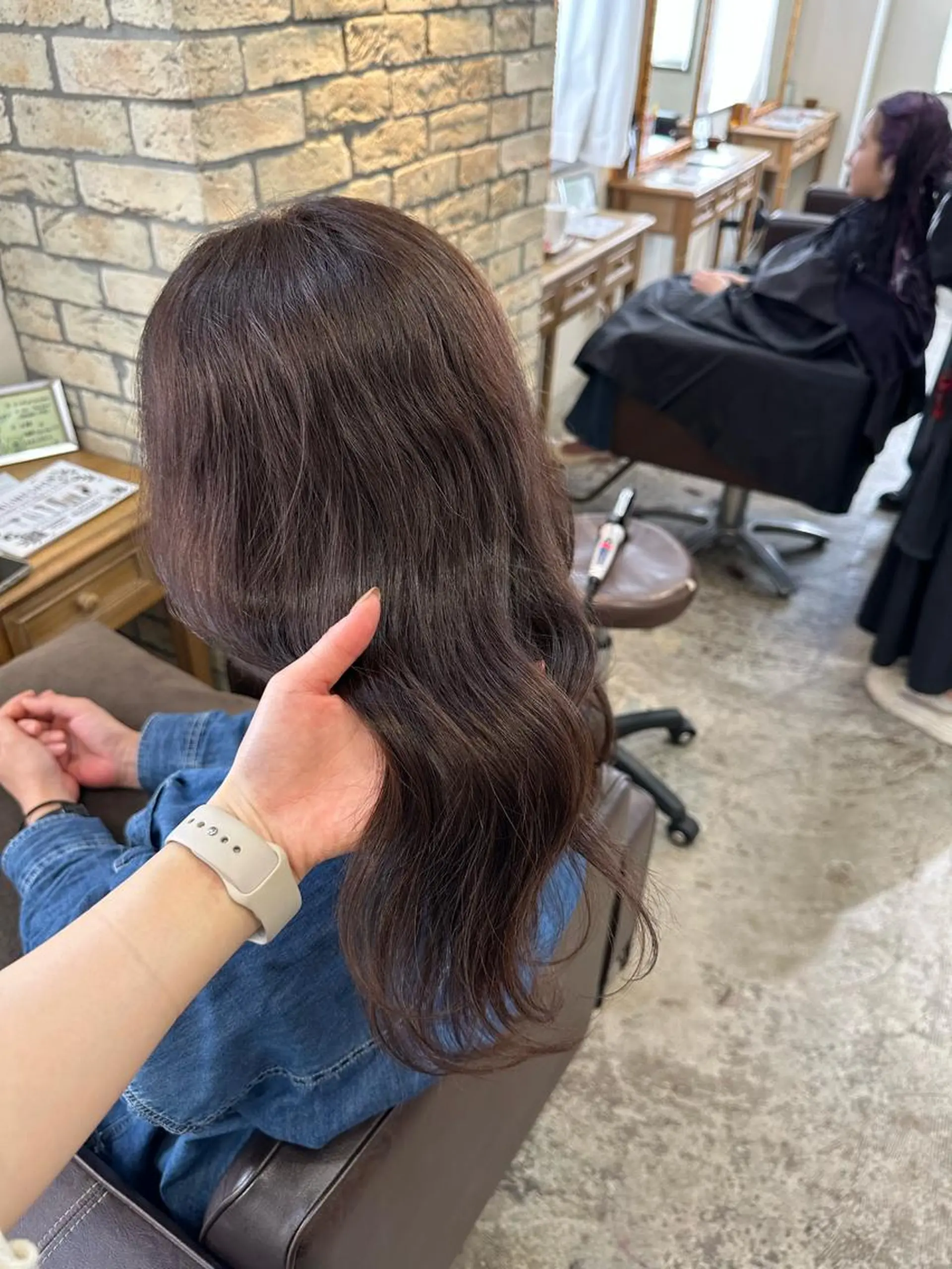 セミロング カラー 柔らかベージュ🤍 fukaのヘアスタイル