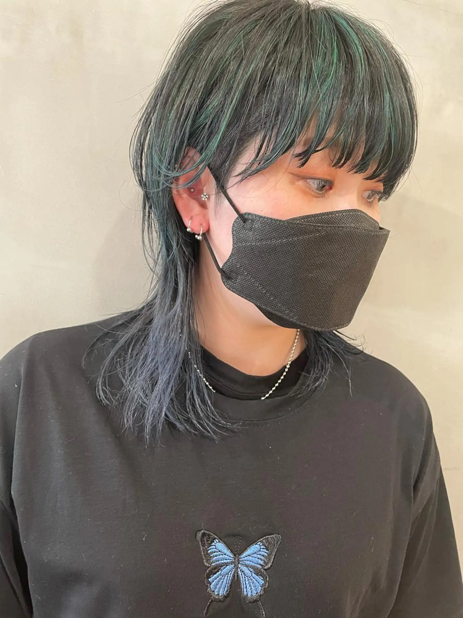 ミディアム カラー 優 作のヘアスタイル