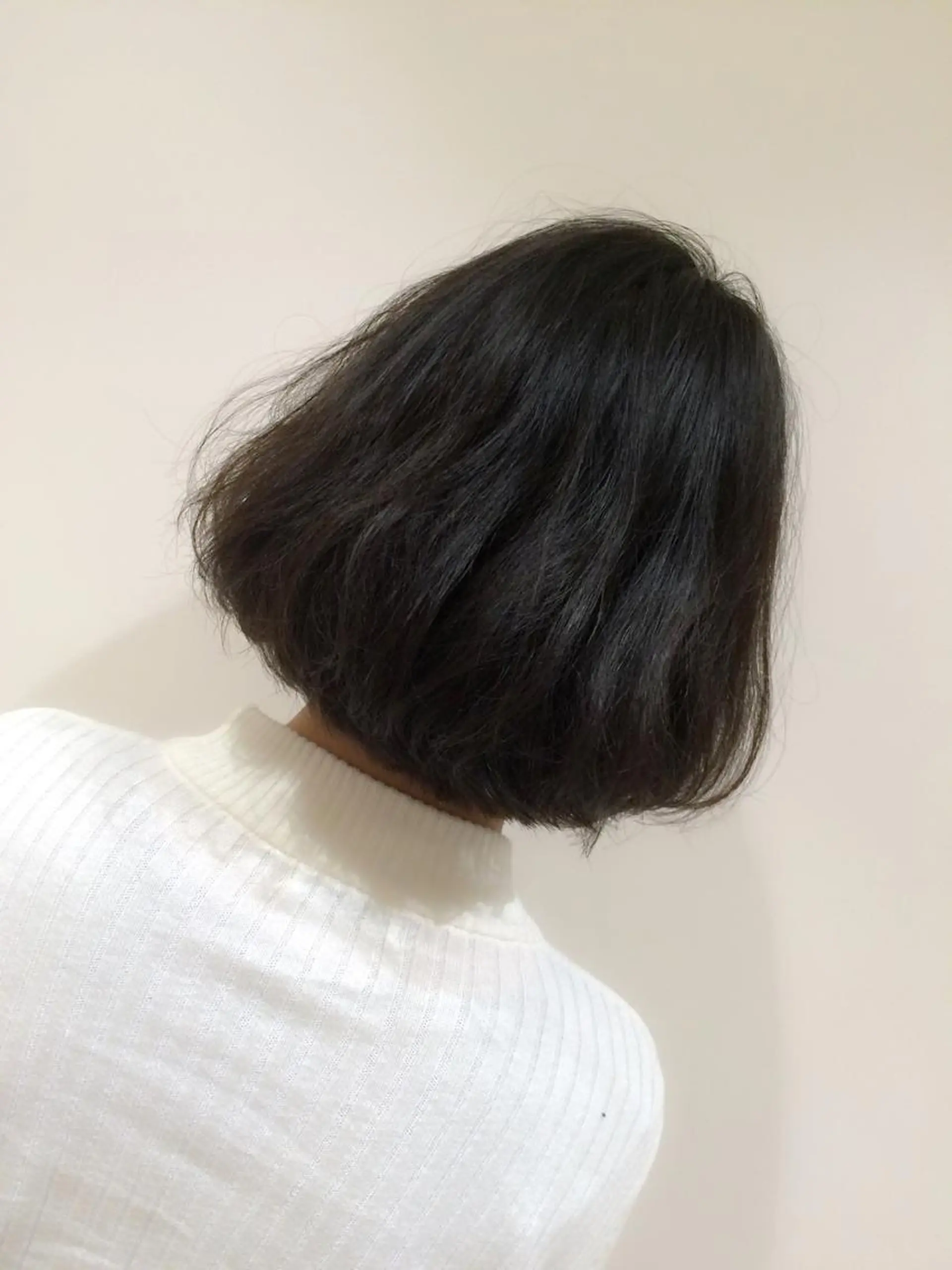 ショート パーマ ボブ 佐々木 好乃のヘアスタイル