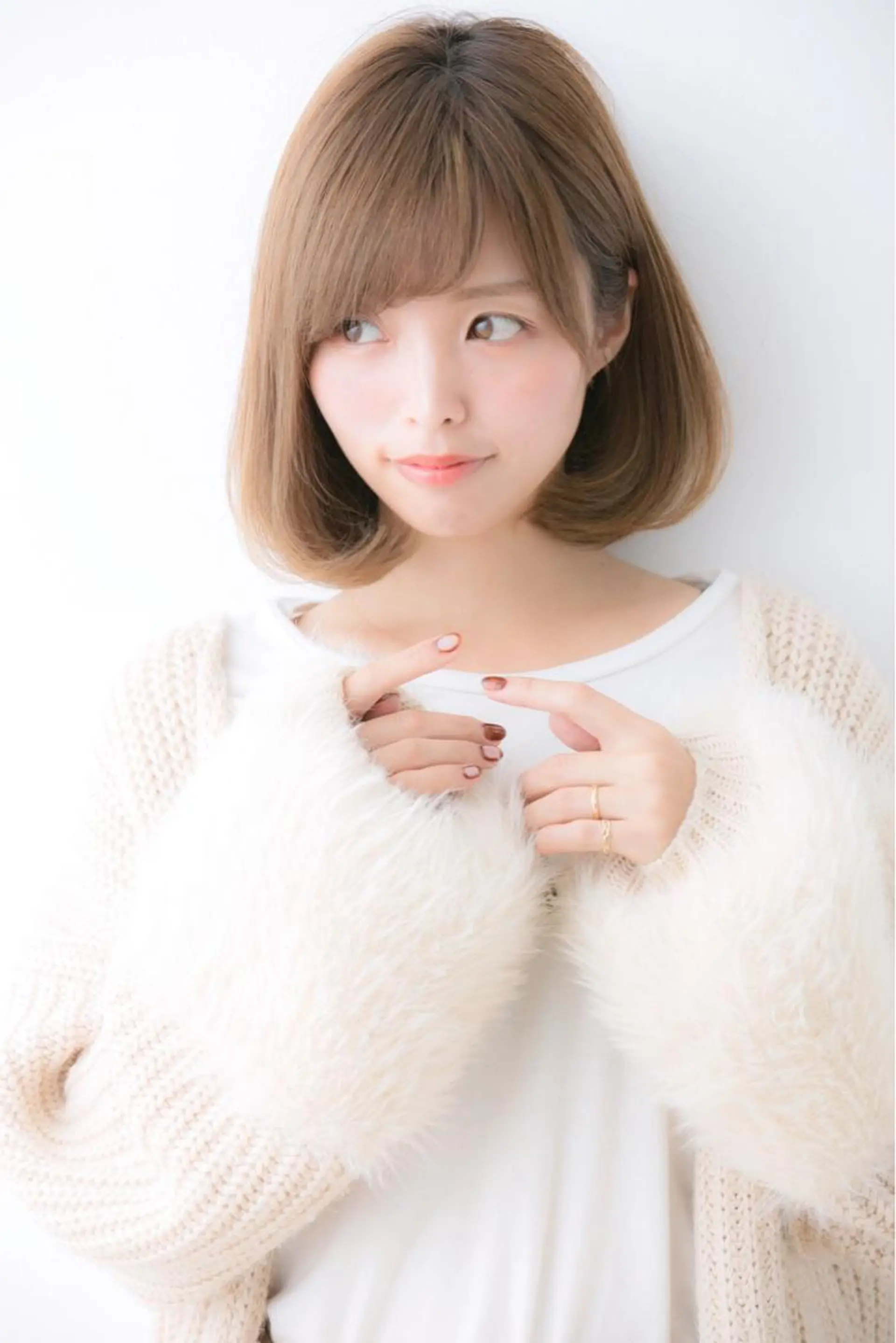 ミディアム カット コテ巻き風パーマ💛 池袋のヘアスタイル