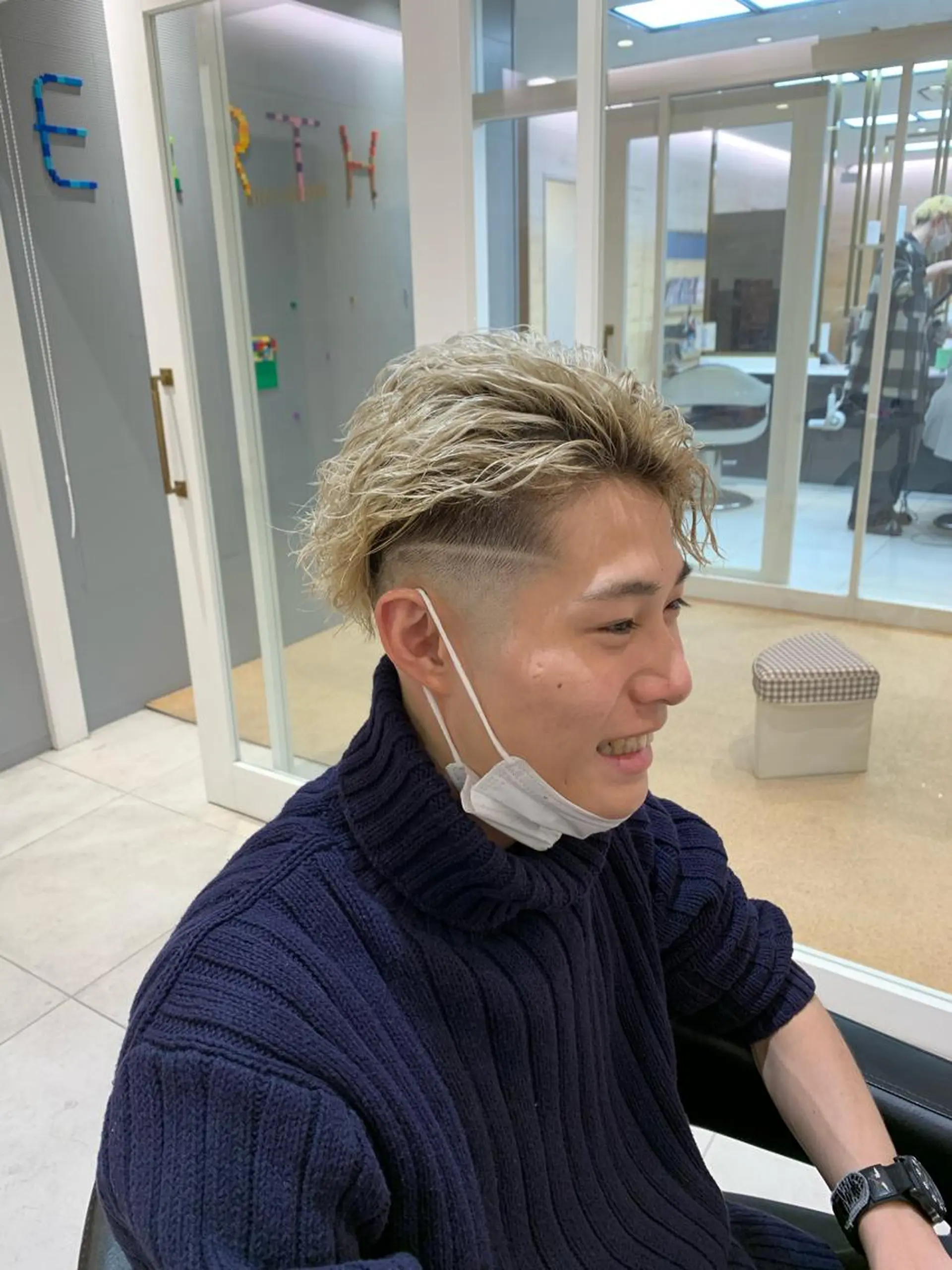 カラー パーマ メンズ メンズブリーチ フェードカット メンズパーマ 学生（メンズ向け） スキンフェード カット ヘアカラー パーマ L PLACE所属・L PLACE 丸山一希のヘアスタイル