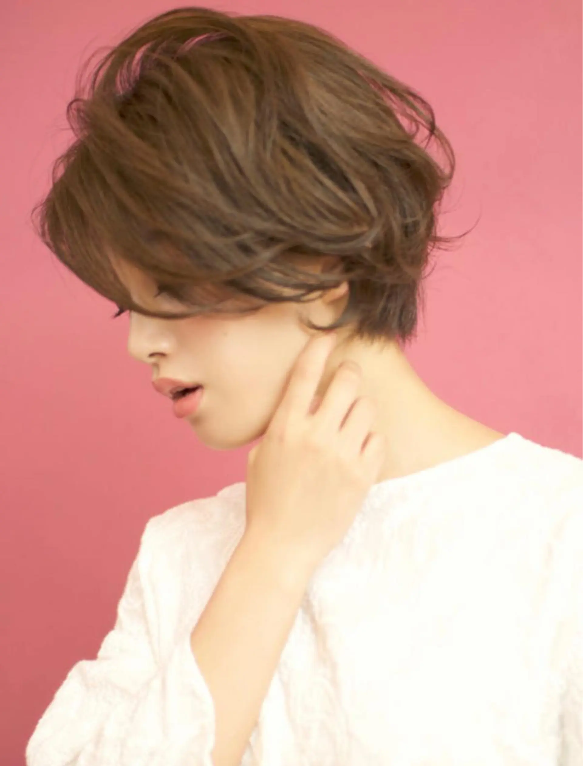 ショート パーマ ショートヘア ヘアカラー 佐々木 里菜のヘアスタイル