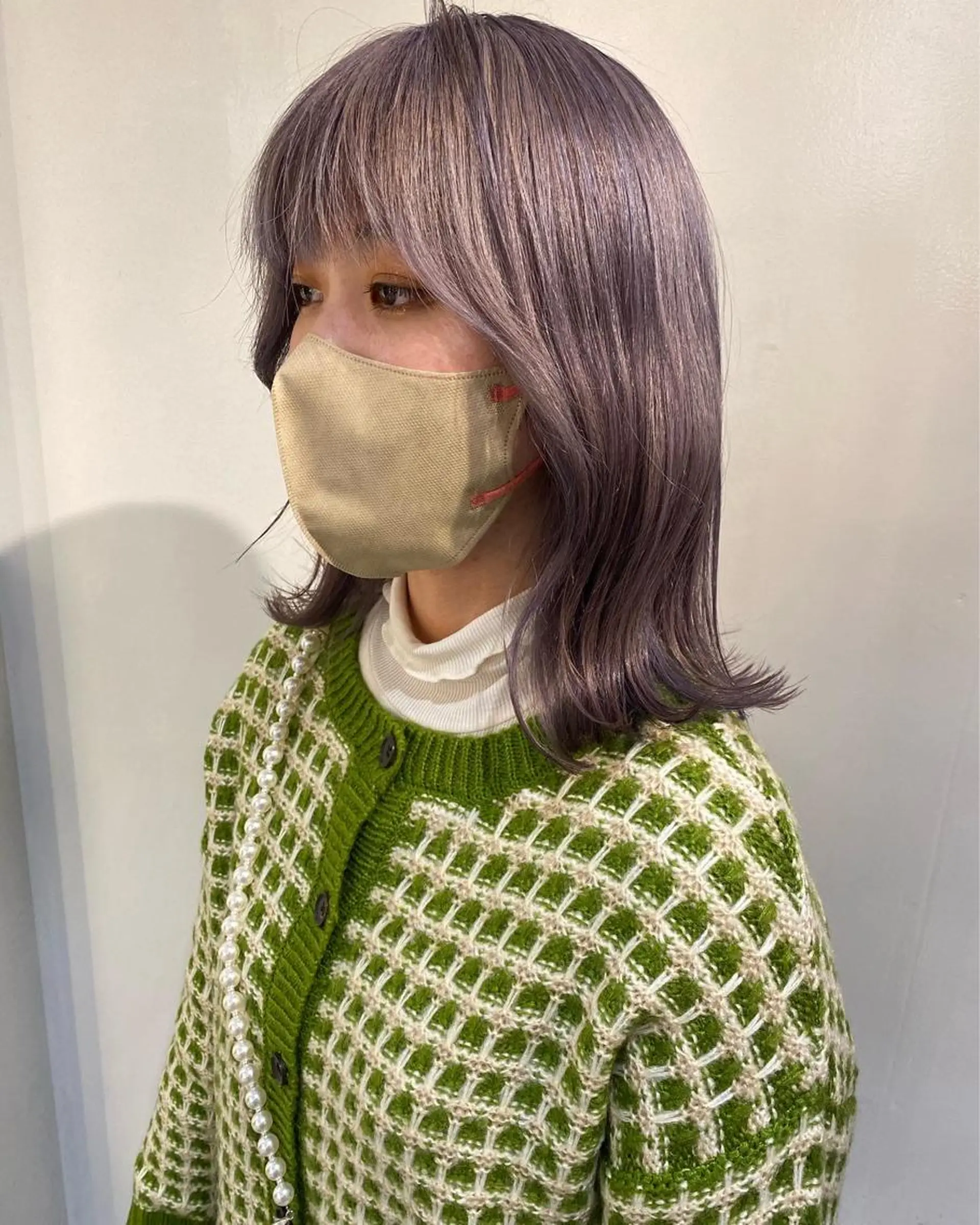 セミロング アッシュ ヘアカラー 西山 恵太郎のヘアスタイル