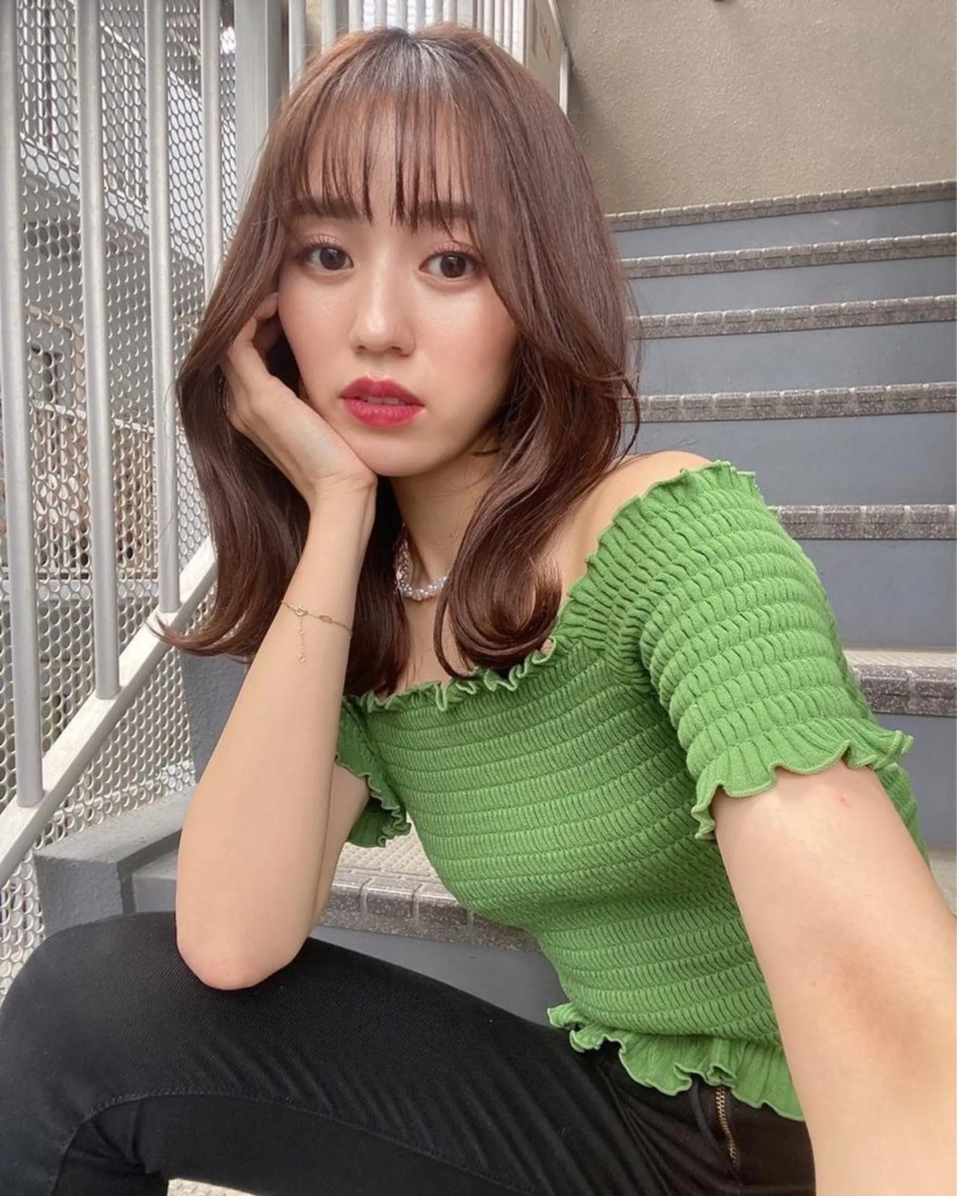 ミディアム 💛うる艶ハイトーン LEON💛のヘアスタイル