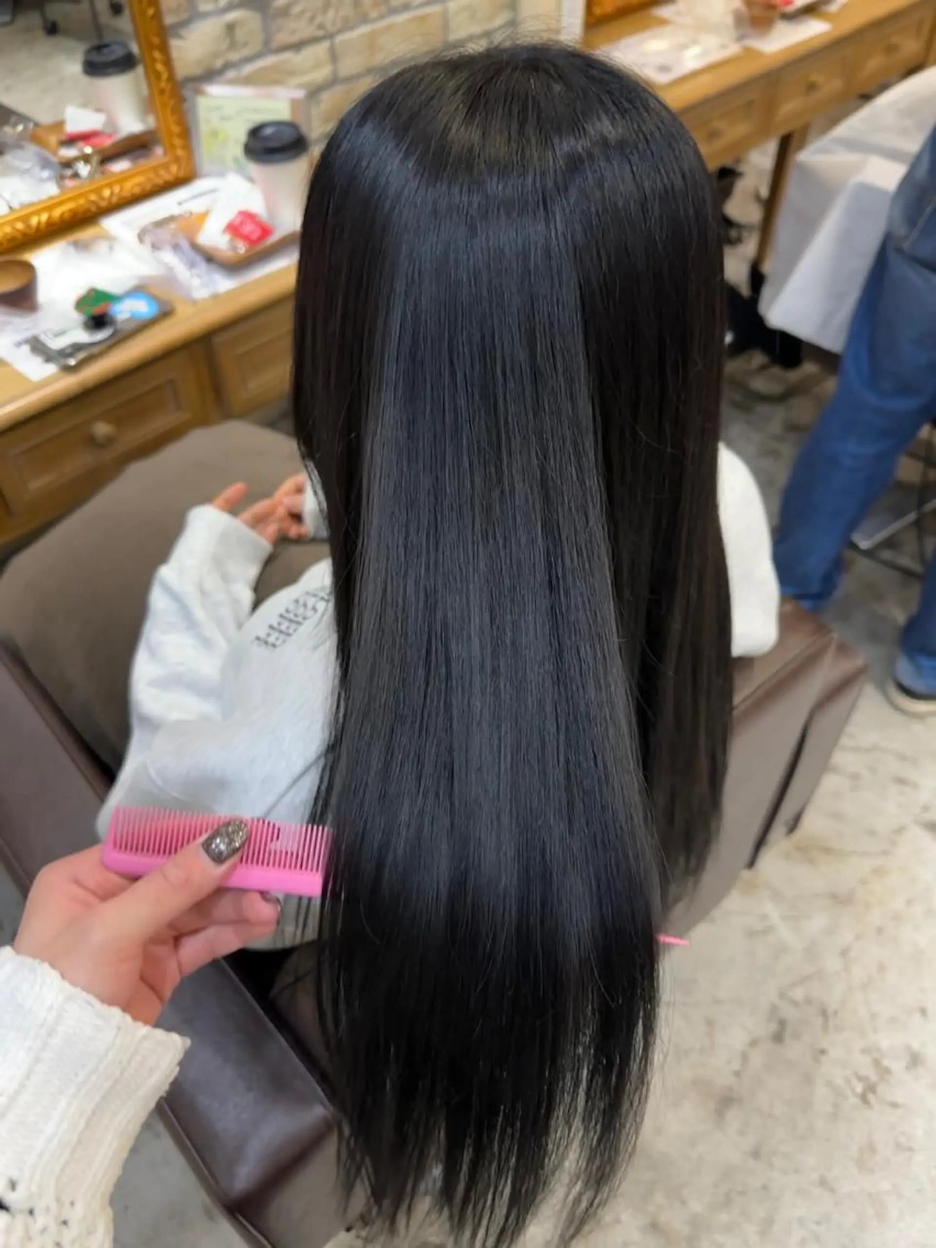 ロング 柔らかベージュ🤍 fukaのヘアスタイル