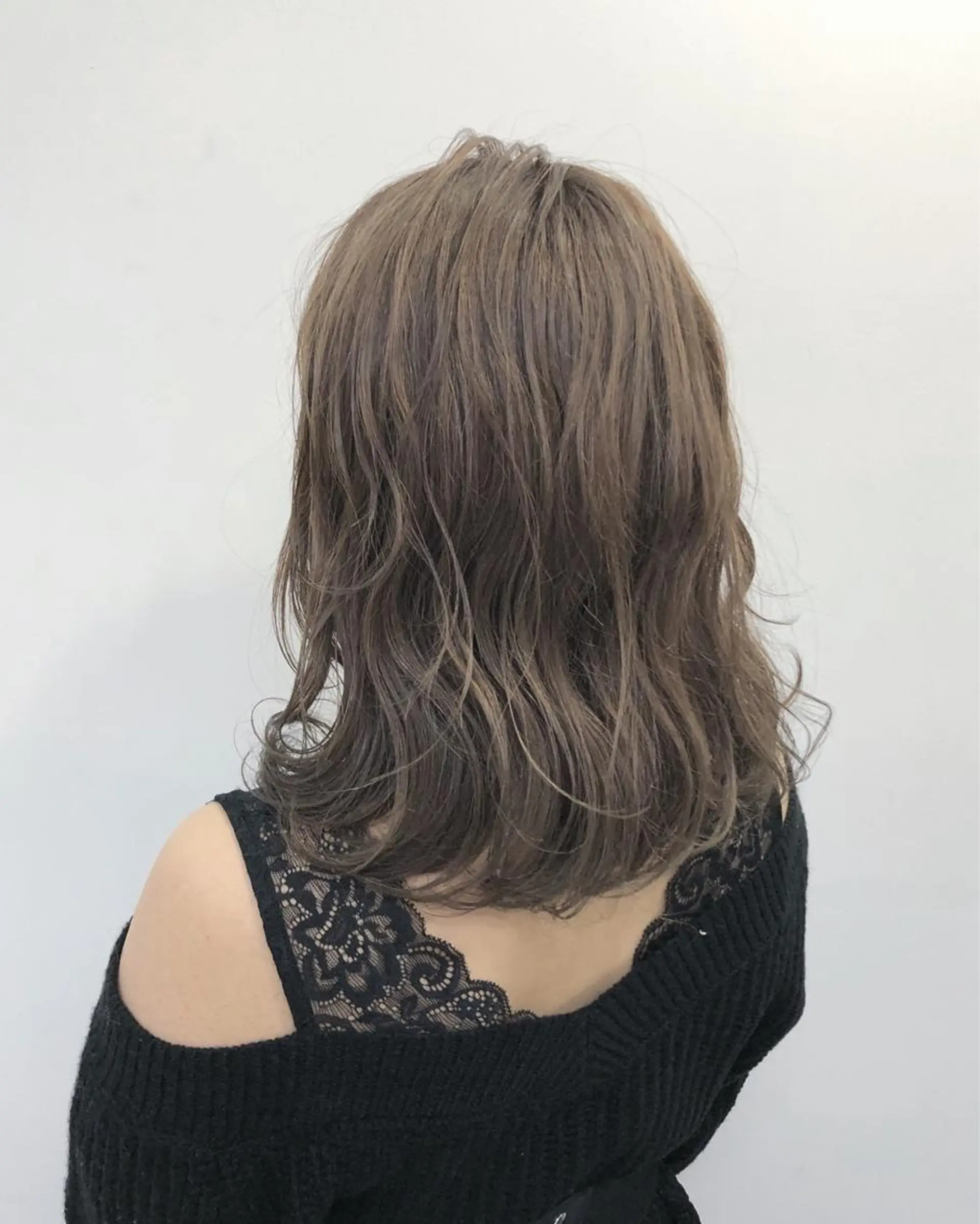 カラー グレージュ オレンジ ヘアカラー トリートメント レイヤーカット 古川洋之のヘアスタイル