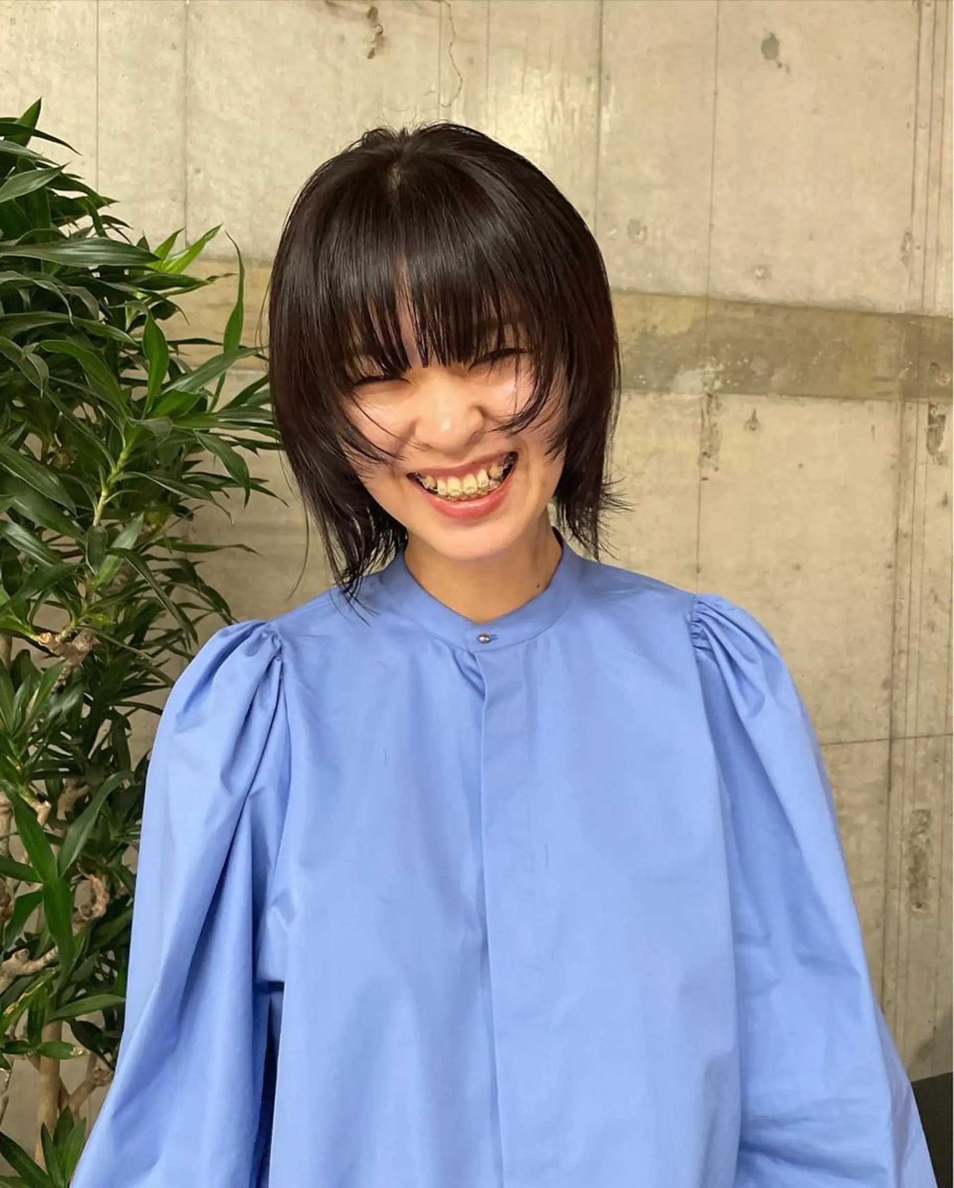 ミディアム wewe: momoeのヘアスタイル