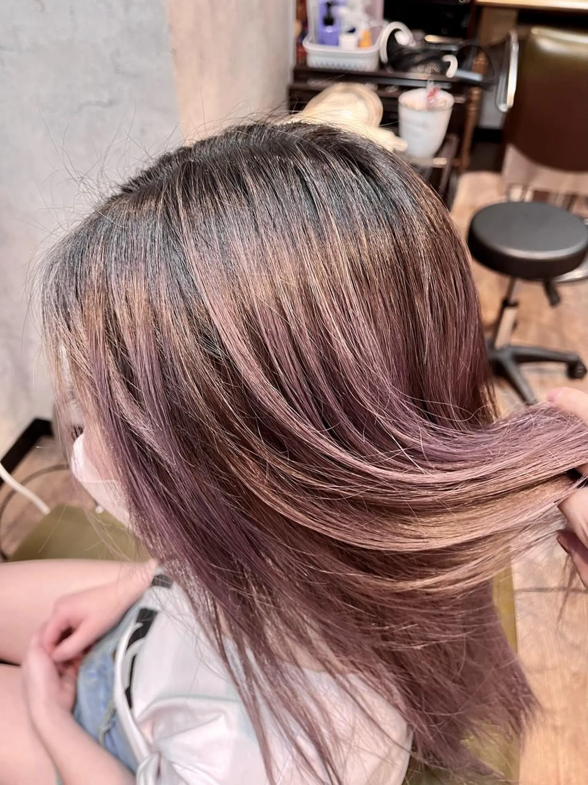 セミロング カラー ラベンダーカラー カット ヘアカラー トリートメント 松井 敬太郎のヘアスタイル