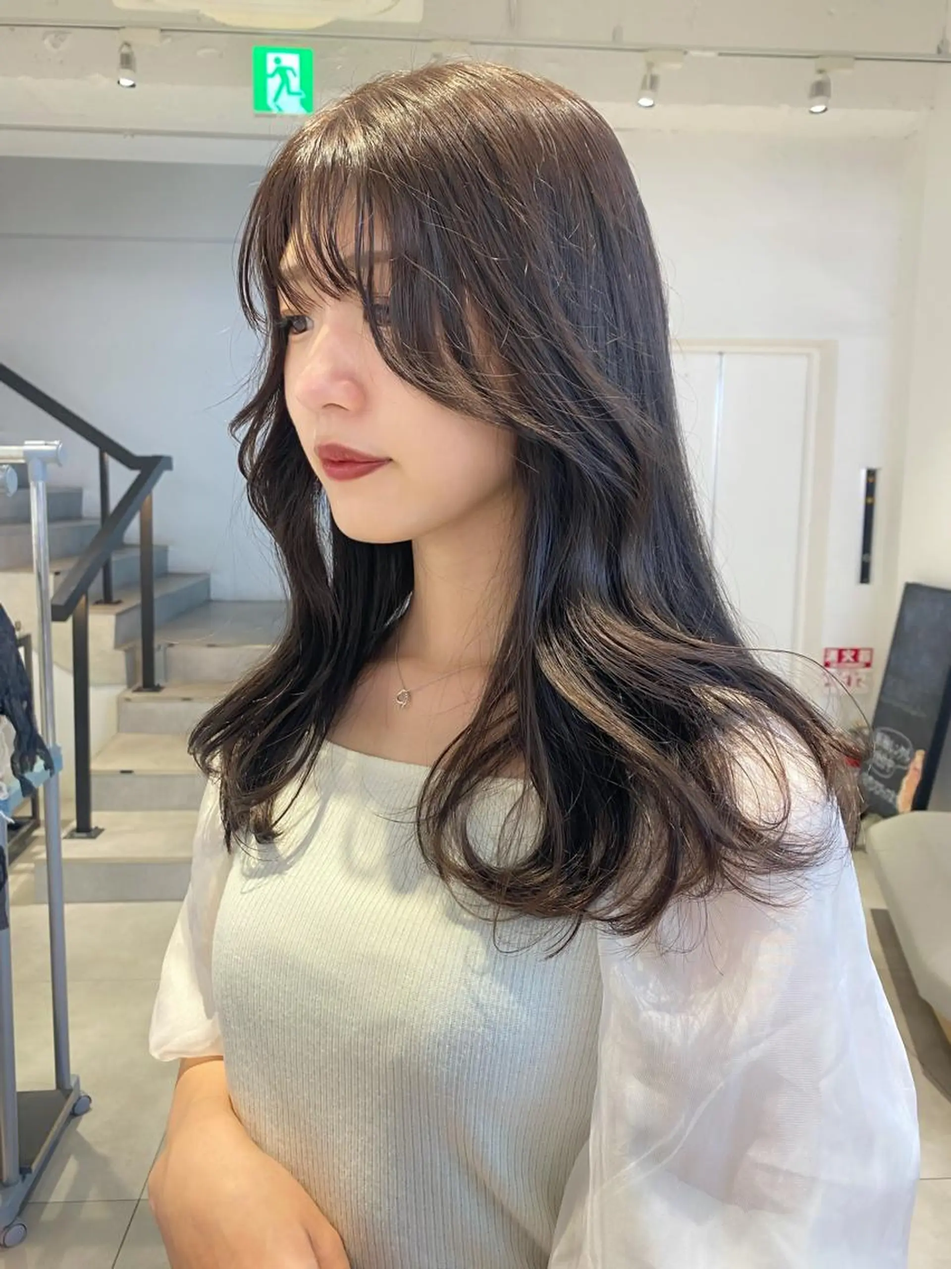 ロング カラー ワンホンヘア ヘアカラー 🌫️韓国hair kanon🇰🇷のヘアスタイル