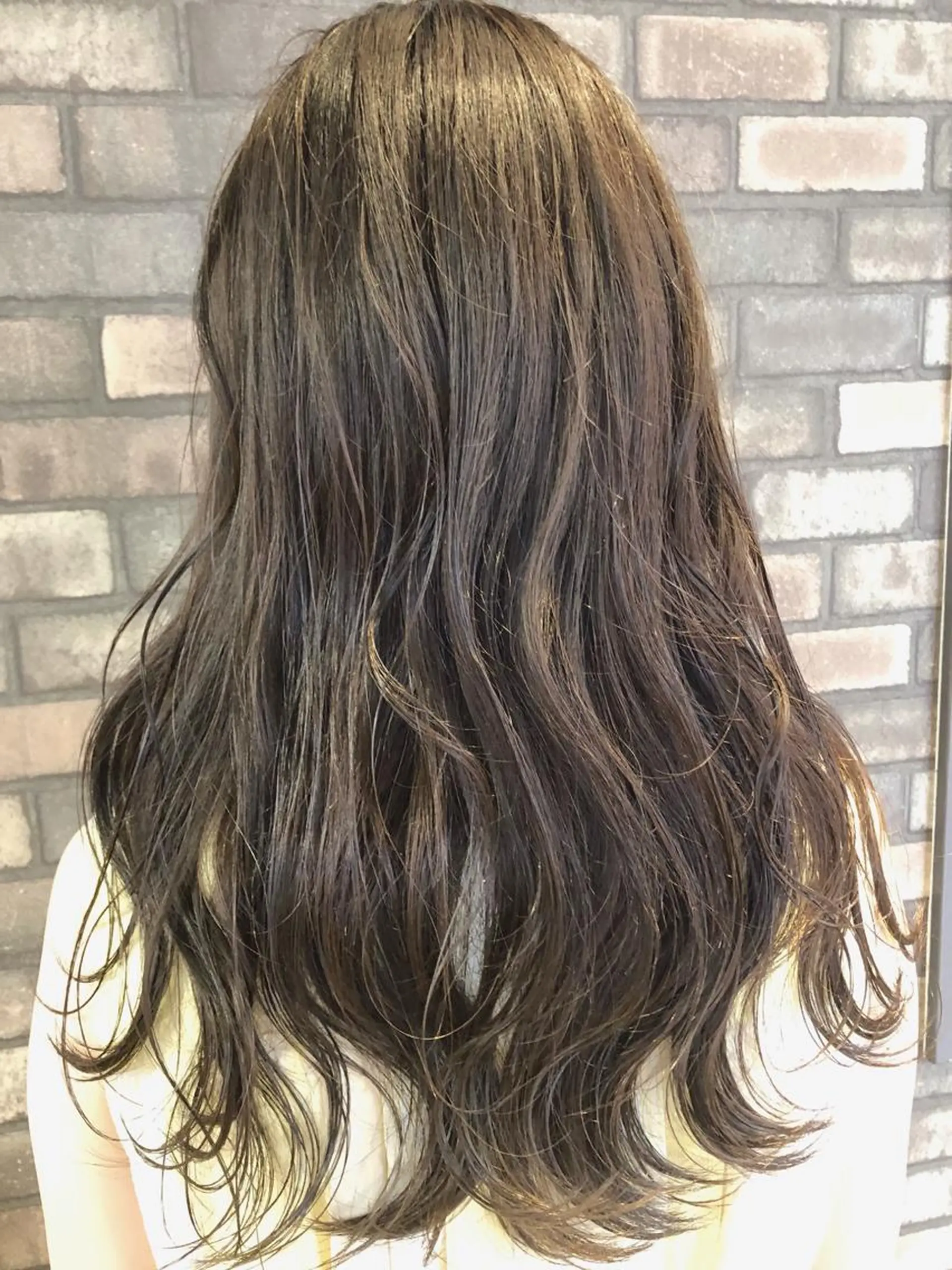 セミロング カラー ブリーチ グレージュ ブリーチなしカラー 髪質改善特化❇️ ストウシンゴのヘアスタイル
