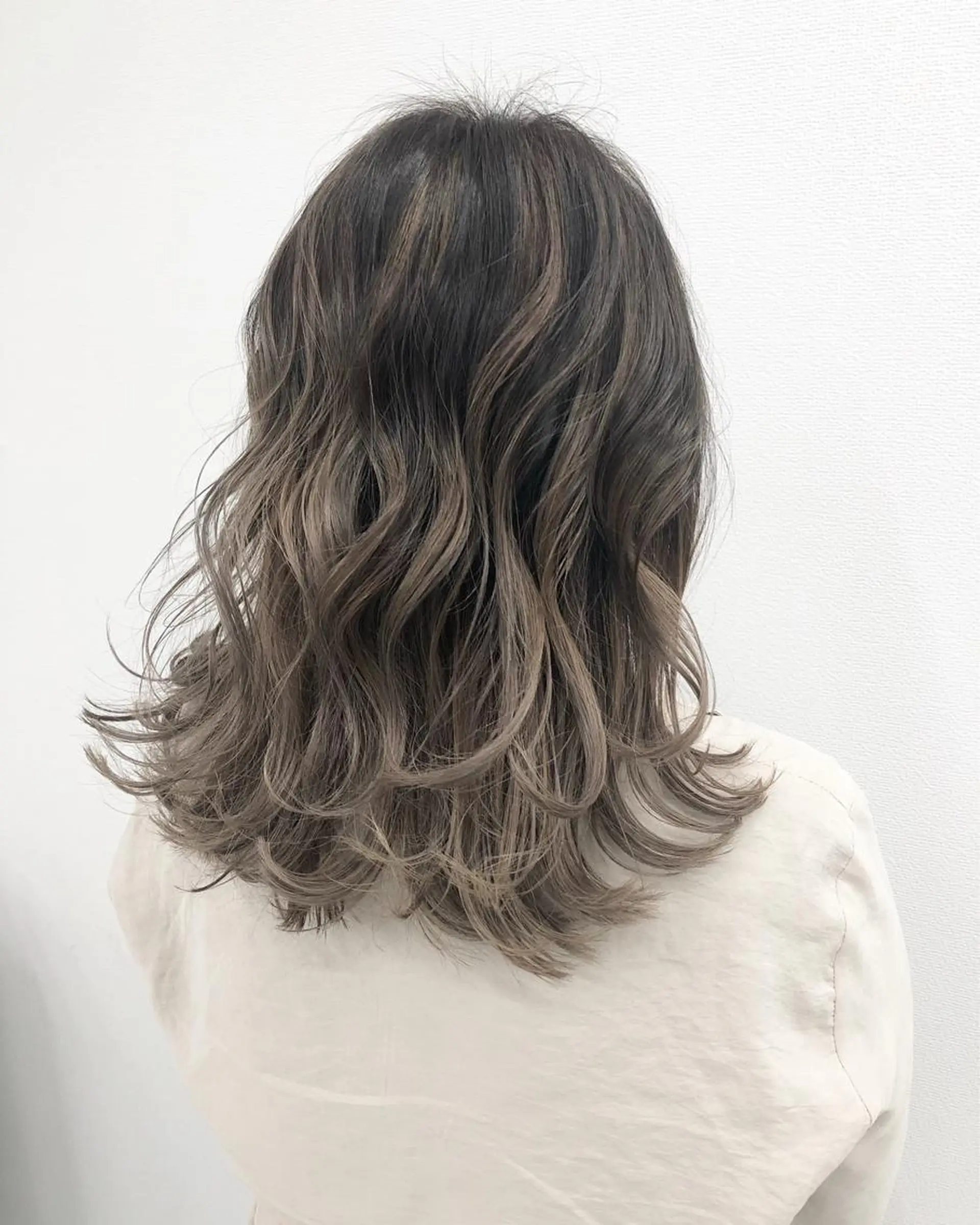 セミロング カット ヘアカラー トリートメント ミルクティーカラー 🌈店長クボのヘアスタイル
