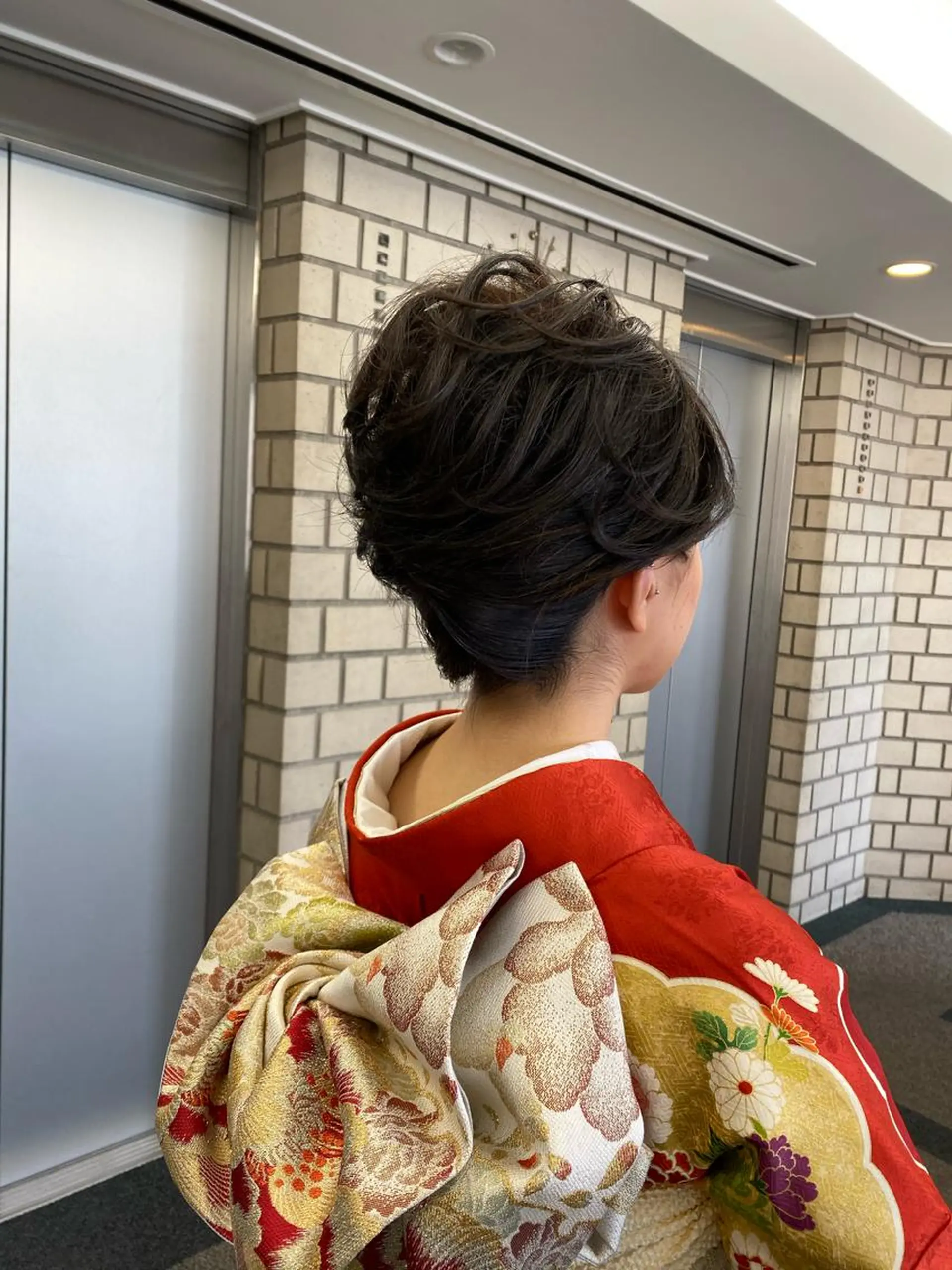 ショート ヘアアレンジ 成人式 鈴木 沙羅のマツエク・マツパデザイン