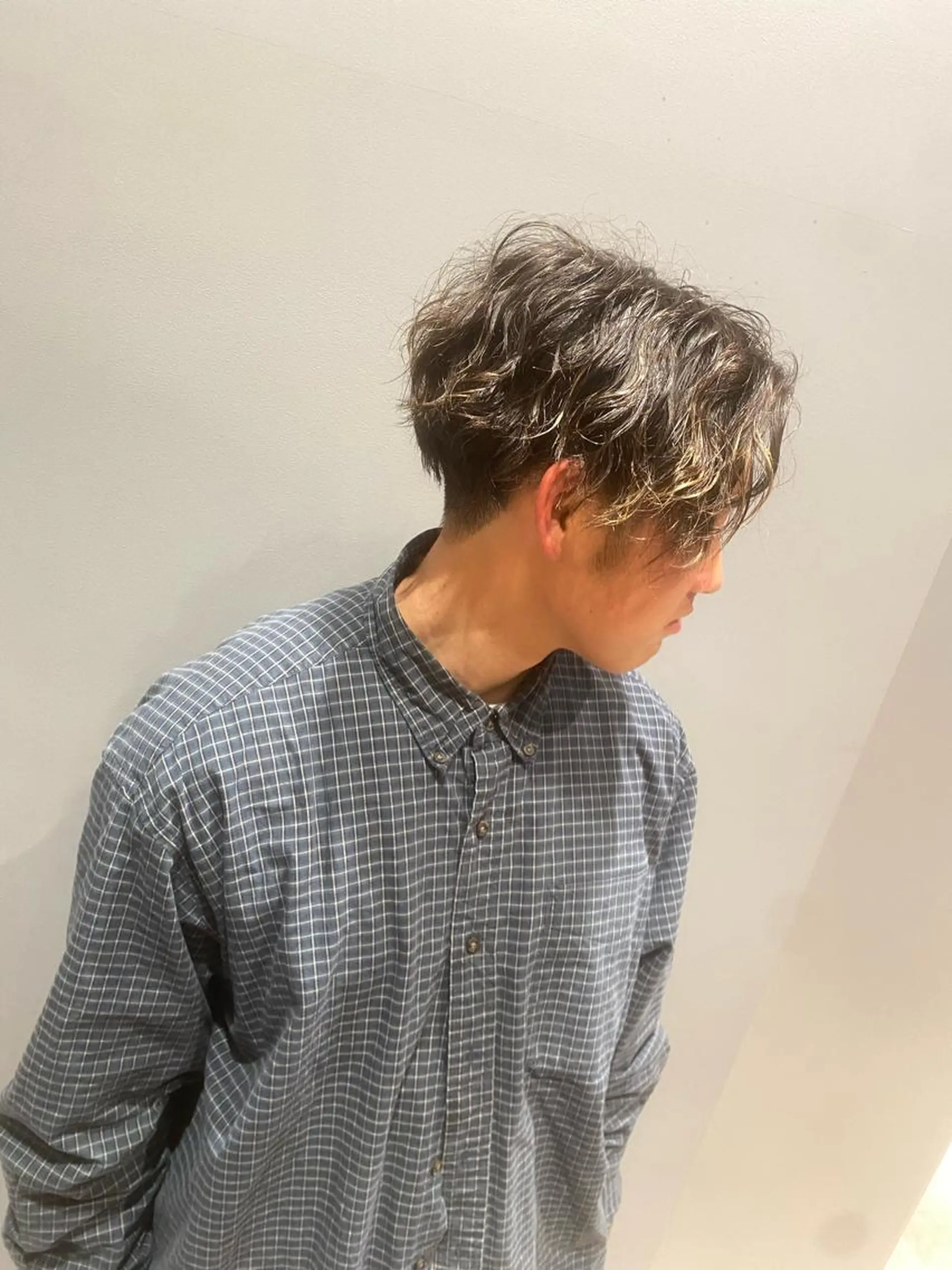 セミロング パーマ メンズ 加藤 愛実のヘアスタイル