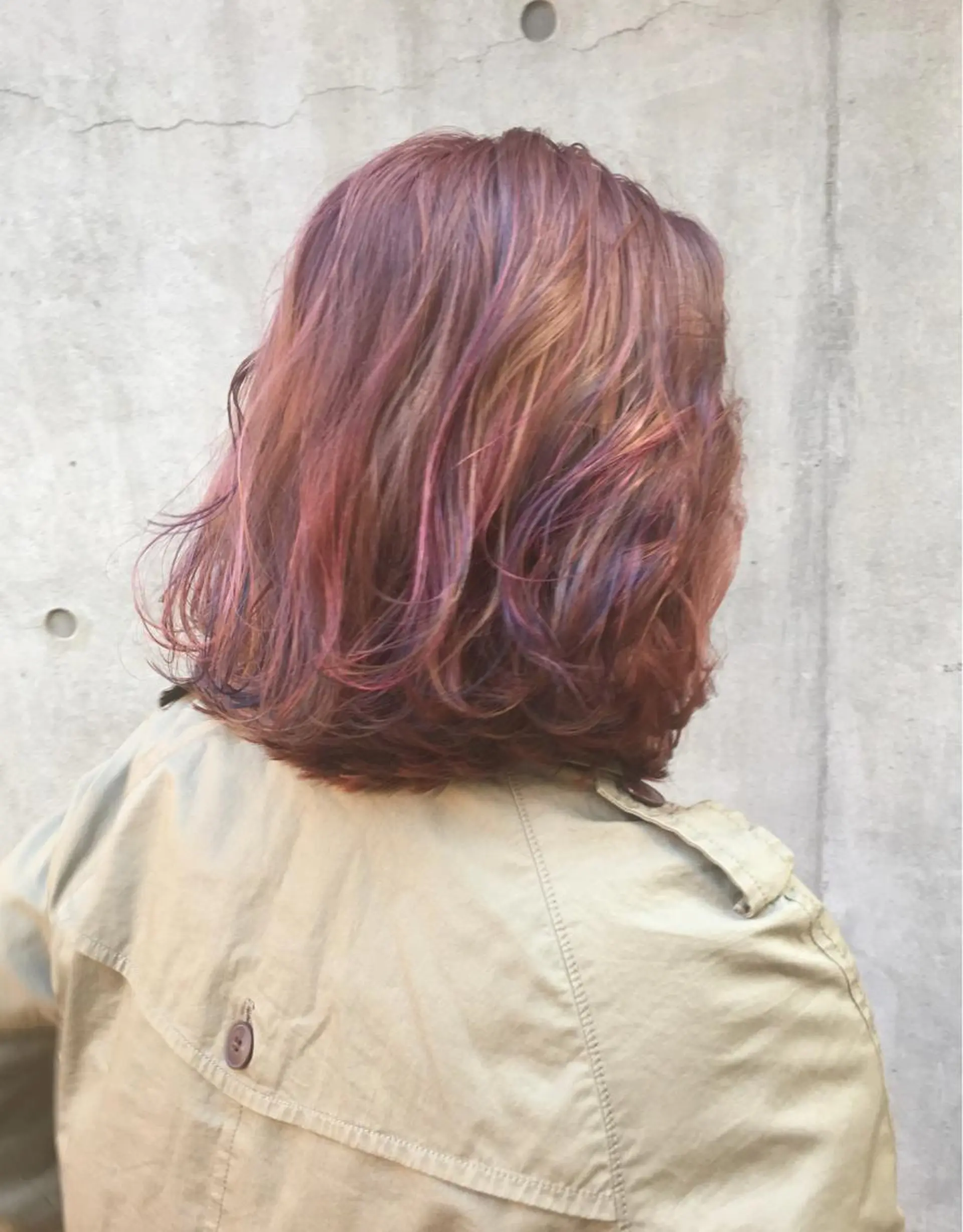 ショート カラー ユニコーンカラー カット パーマ トリートメント カラー特化サロン大阪 ルービック江坂/新城のヘアスタイル